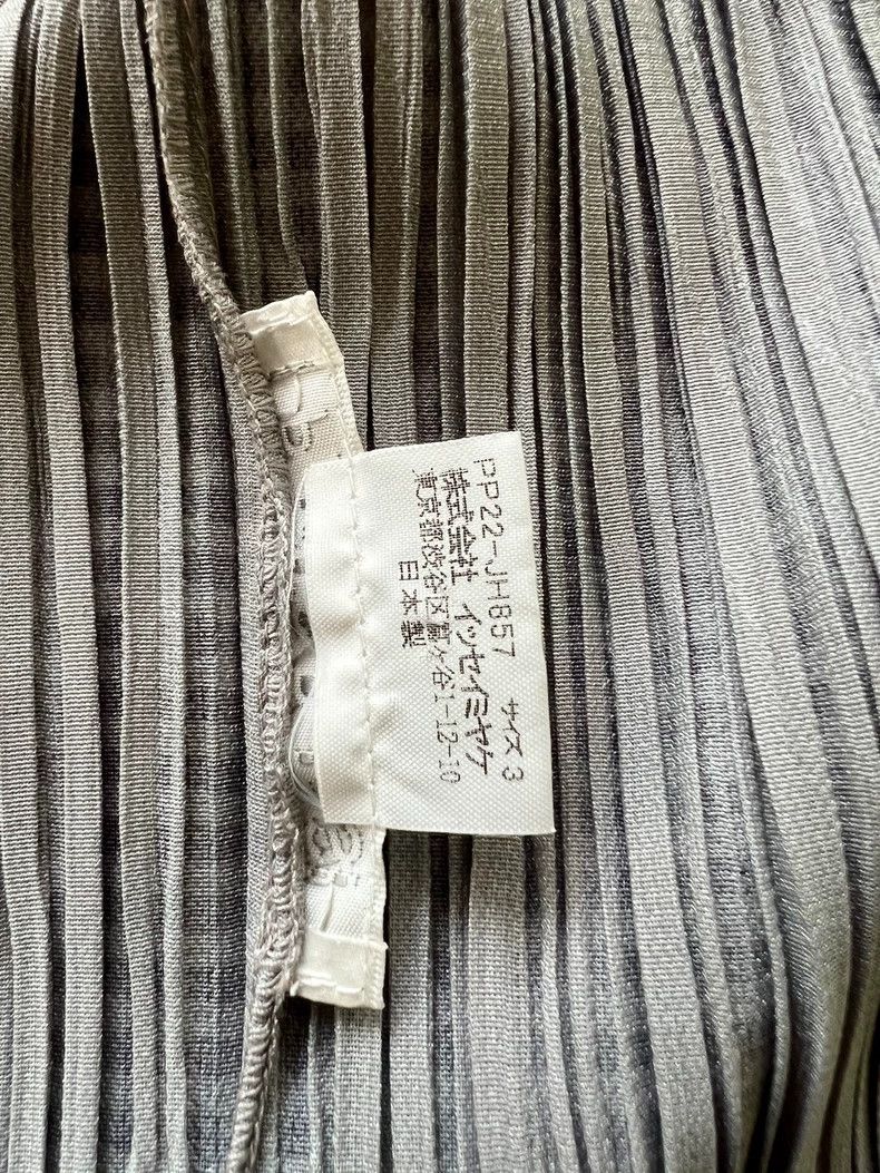 Issey Miyake Issey Miyake size:3 A black mid-length, vintage cardigan Size XS / US 0-2 / IT 36-38 - 6 Thumbnail
