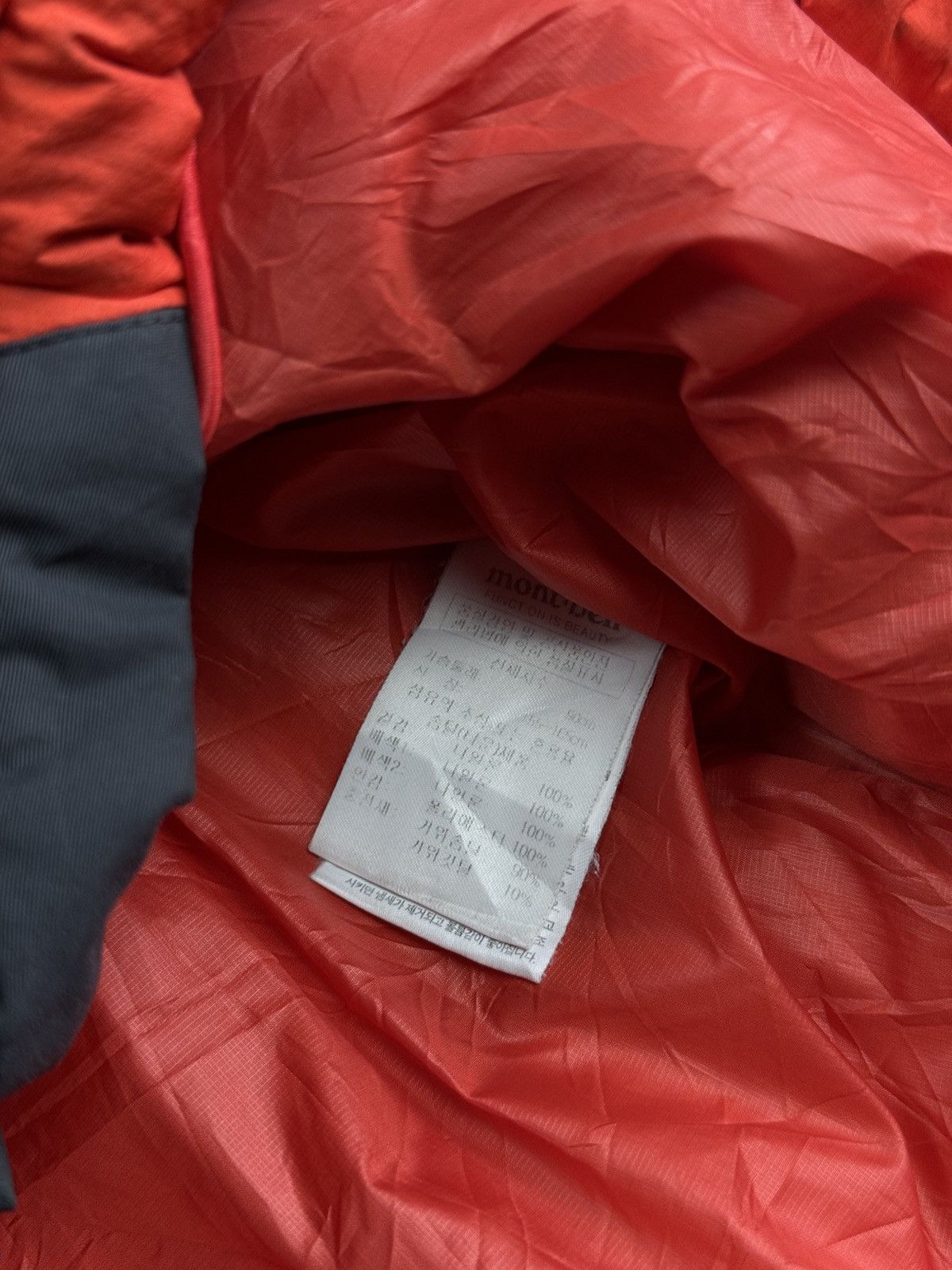 Montbell Down jacket MontBell Japan original casual outdoors item Size US S / EU 44-46 / 1 - 4 Thumbnail