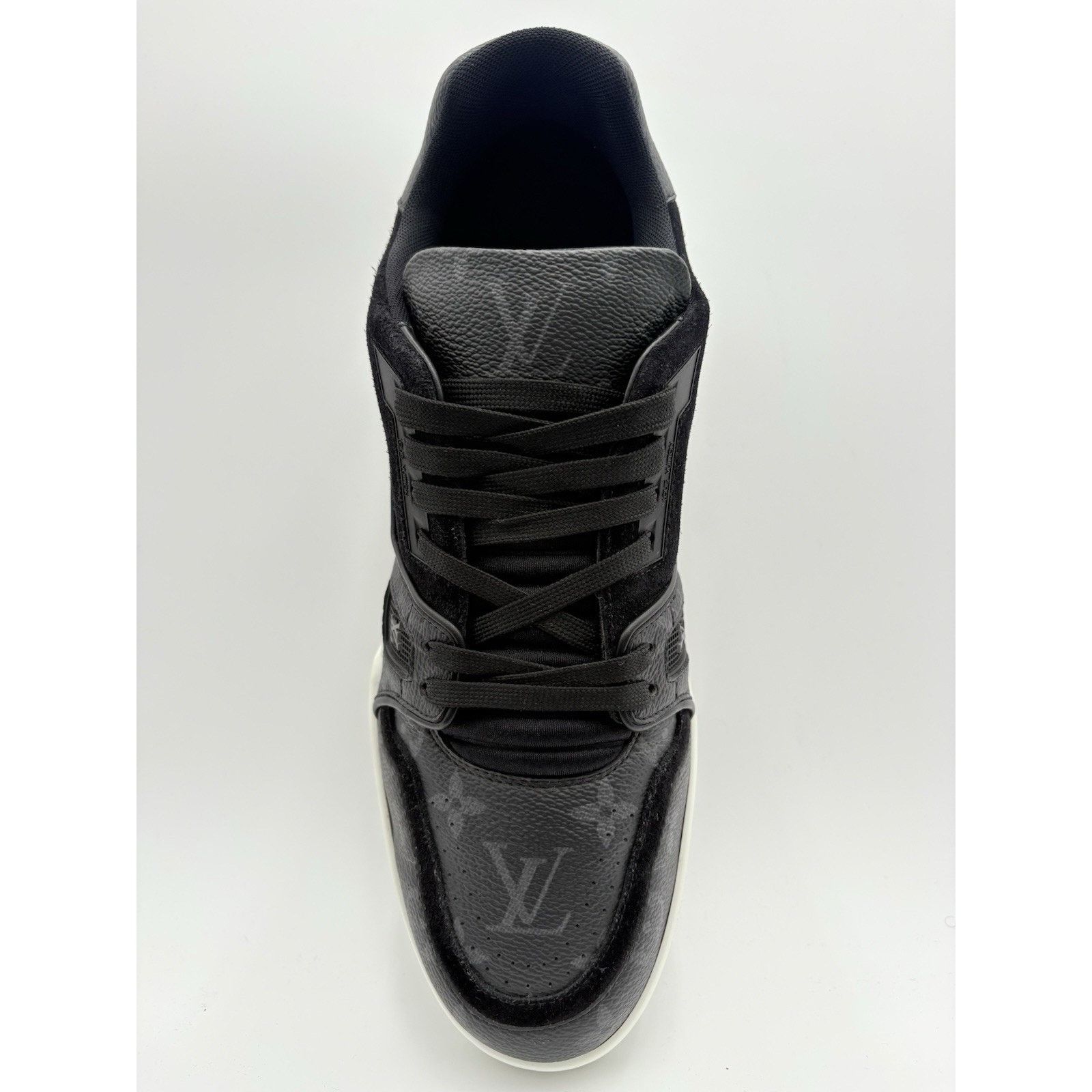 Louis Vuitton (US 9-9.5) - Louis Vuitton Trainer ' Black ' | SUPER CLEAN! Size US 9.5 / EU 42-43 - 5 Thumbnail
