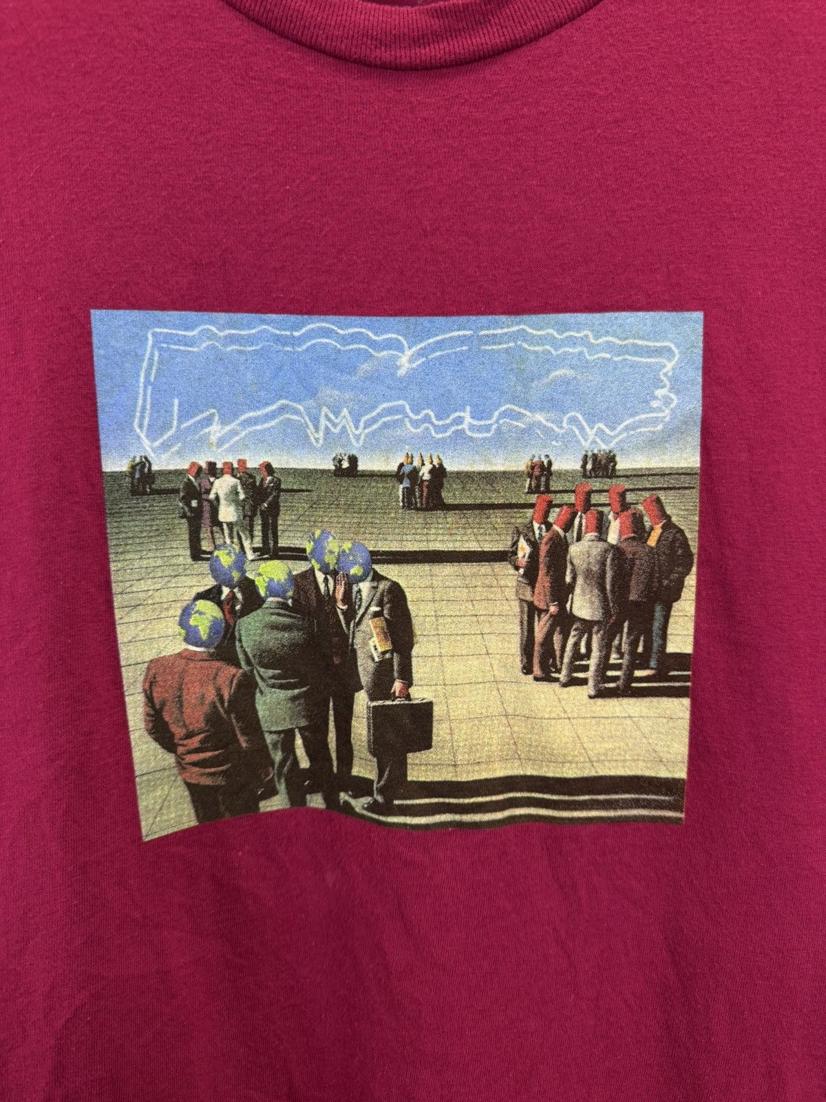 Fucking Awesome Fucking Awesome center logo streetwear tee Size US L / EU 52-54 / 3 - 3 Thumbnail