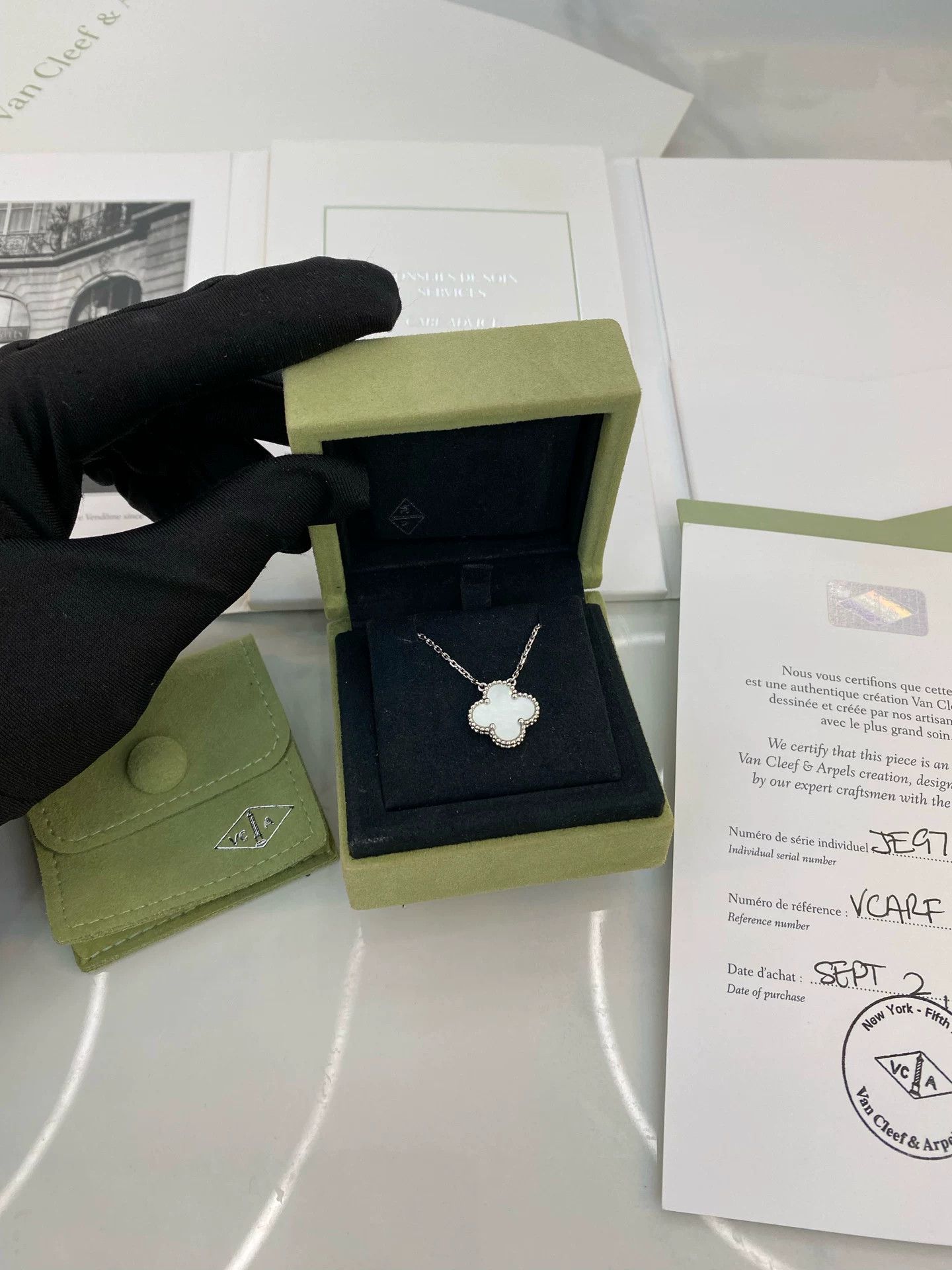 Van Cleef & Arpels Van Cleef Arpels White Gold Clover Necklace Size ONE SIZE - 1 Thumbnail