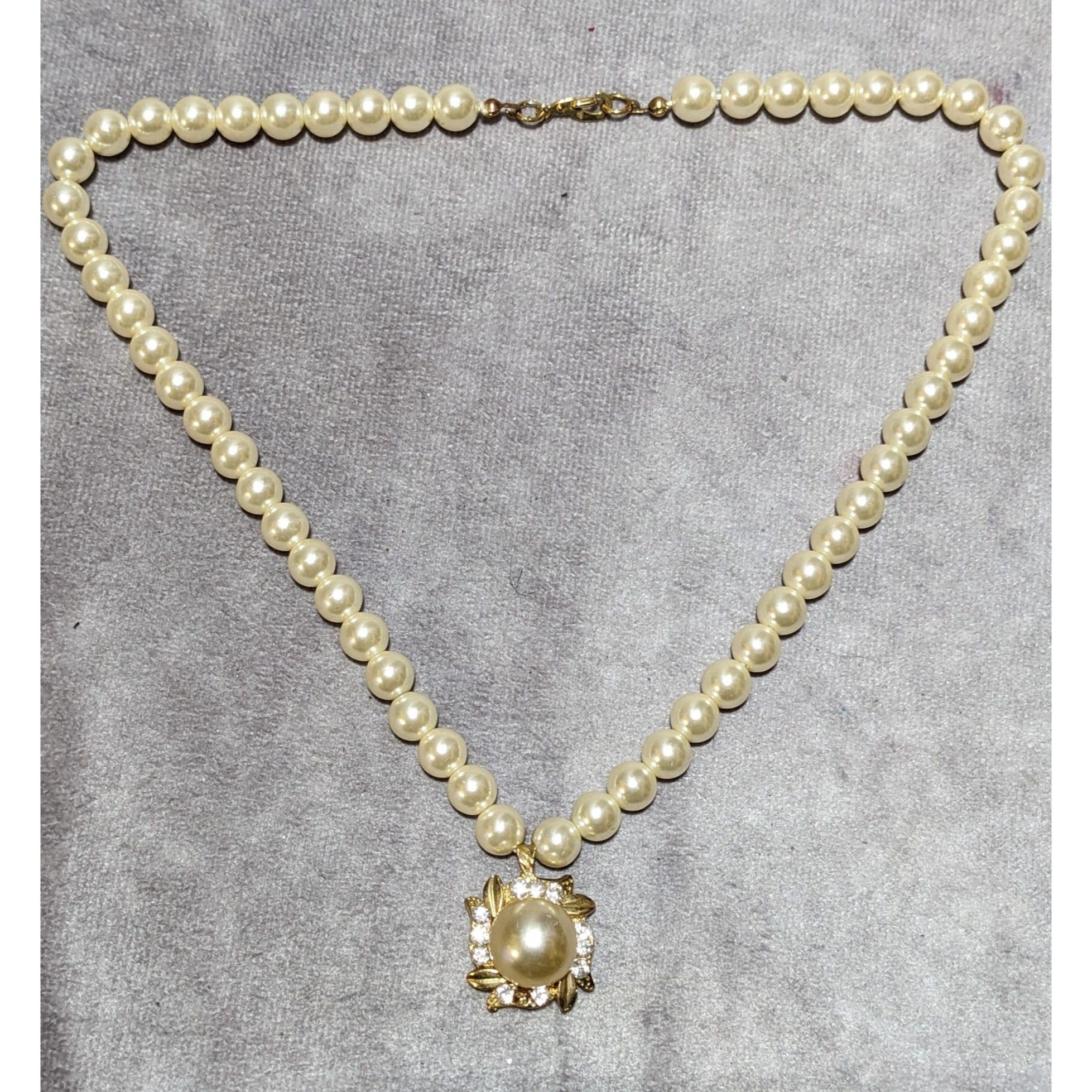 Other Vintage Floral Gold Pearl Rhinestone Pendant Necklace Size ONE SIZE - 12 Thumbnail