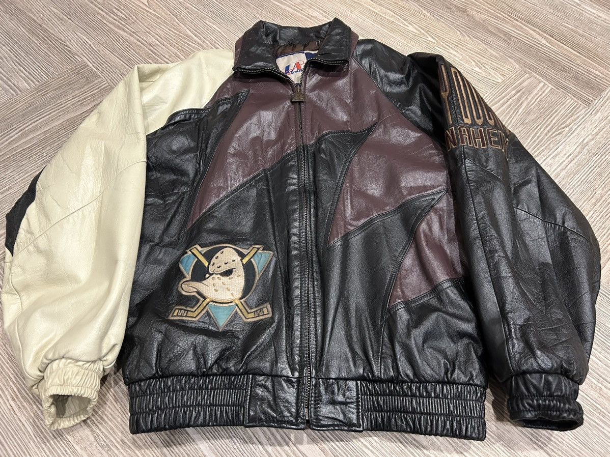 Logo Athletic × NHL × Vintage *VERY RARE* Logo Athletic Mighty Duck Full Leather Size US L / EU 52-54 / 3 - 1 Thumbnail