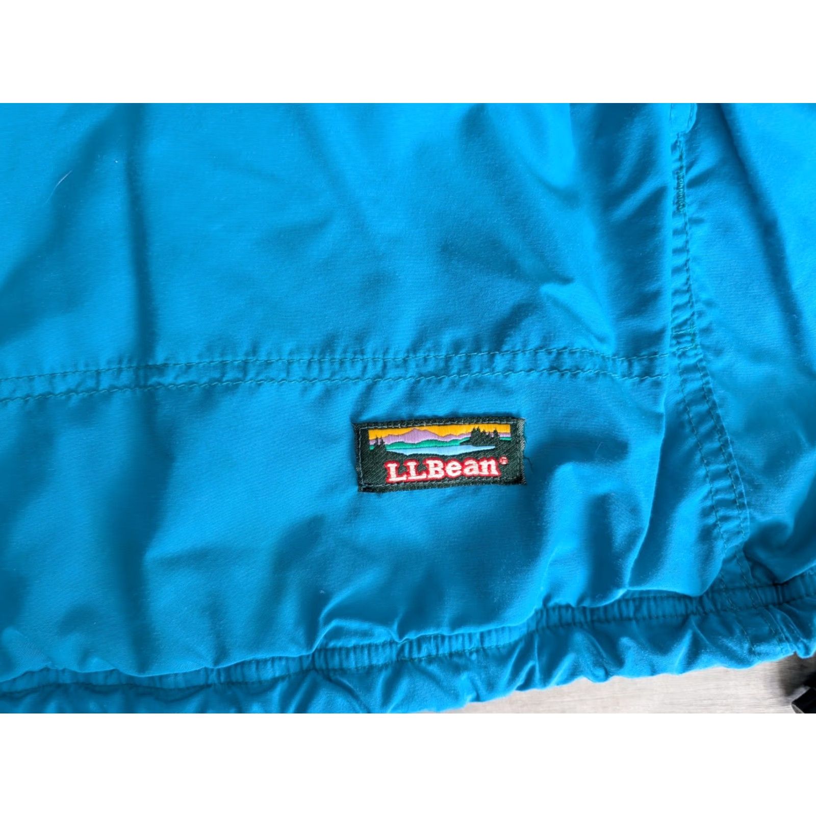 Vintage VINTAGE L.L. Bean Jacket Windbreaker Hooded Nylon Blue M Mens Old School USA Made Short Coat Pocket Zipper Pockets Reg Fit Size US M / EU 48-50 / 2 - 4 Thumbnail