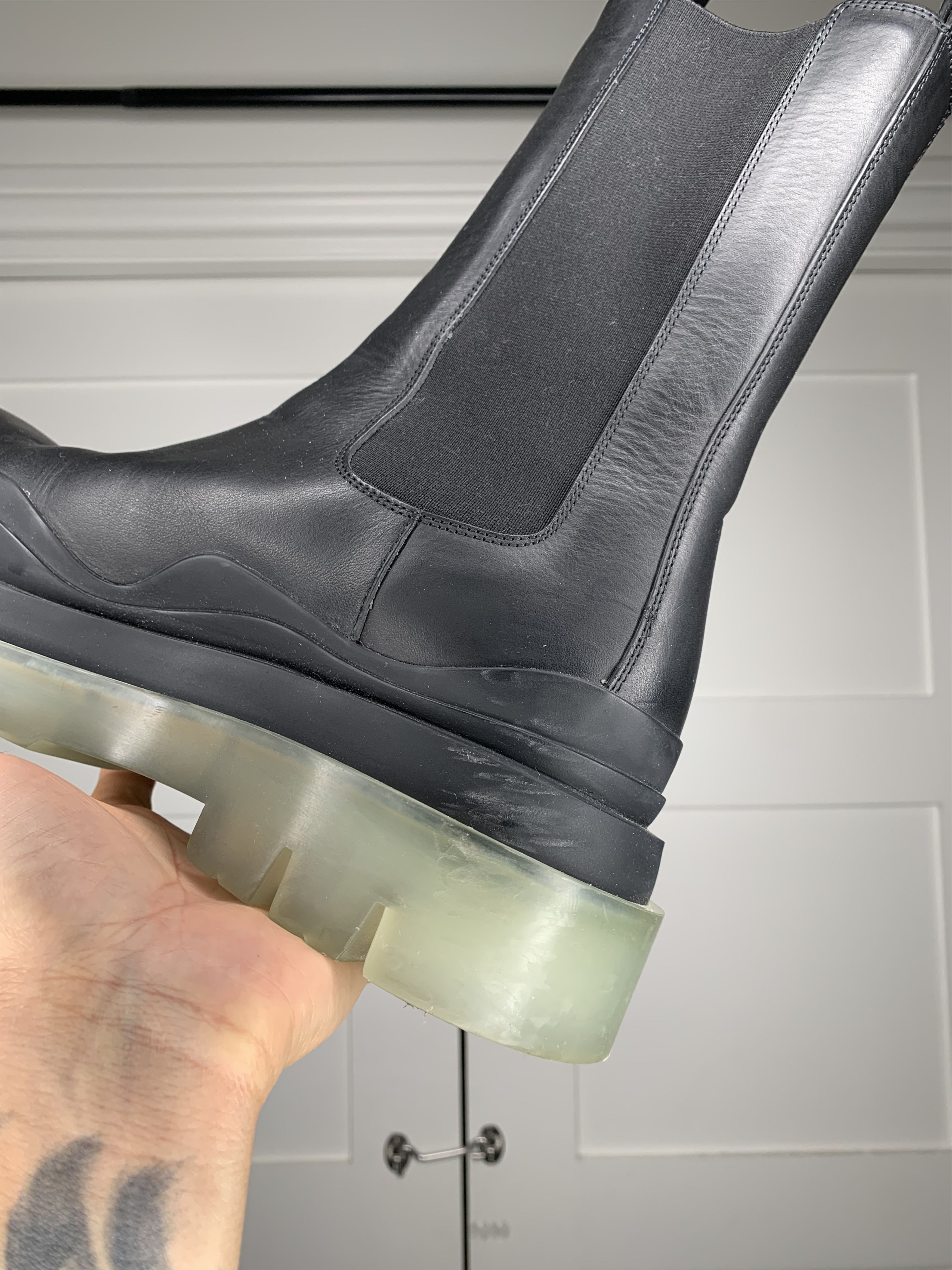 Bottega Veneta Bottega Veneta Tire Lug Leather Black Chelsea Boots Size US 7.5 / EU 40-41 - 5 Thumbnail