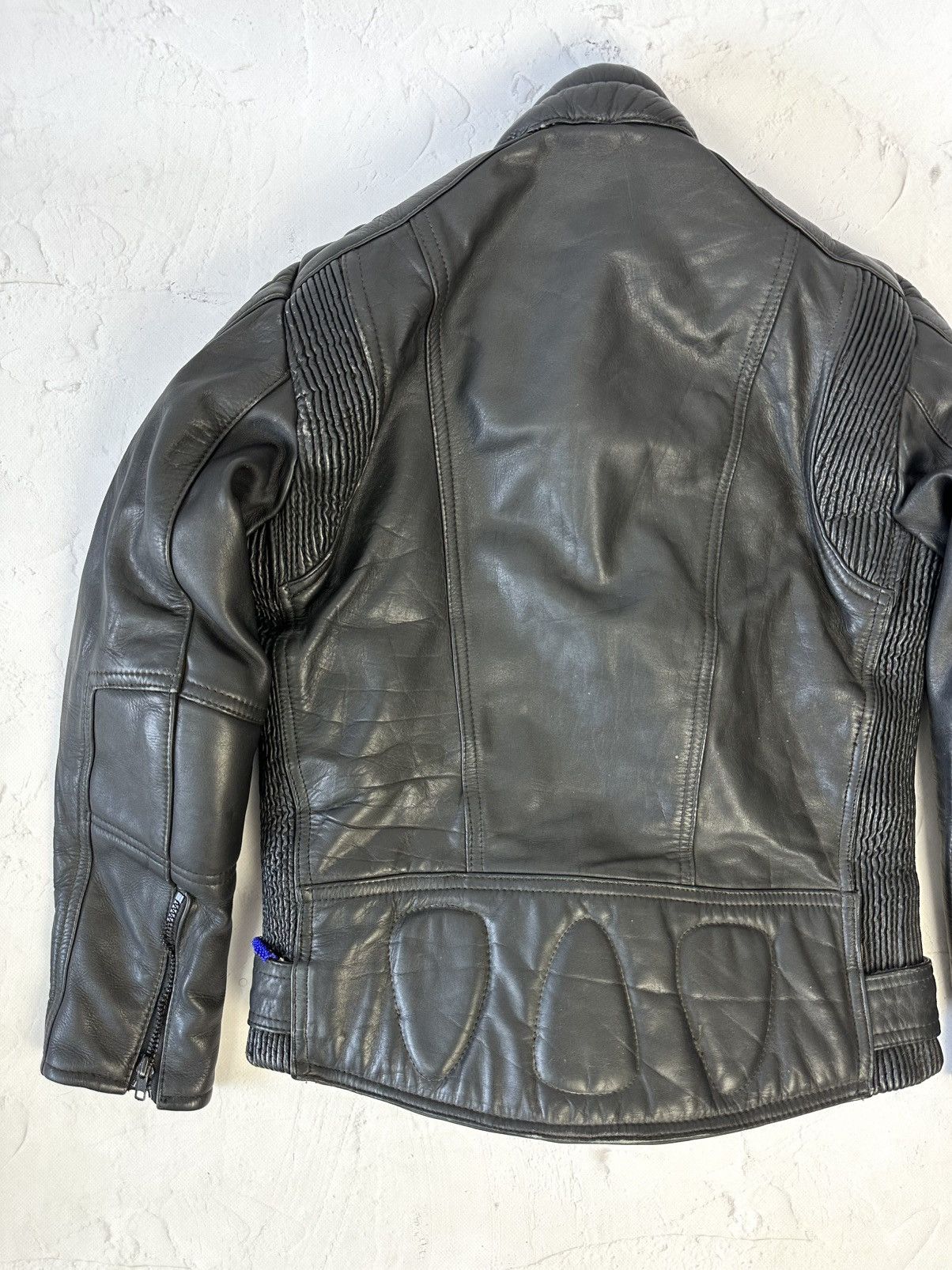 Vintage Vintage Black Leather Biker Zipper Jacket Size US S / EU 44-46 / 1 - 11 Thumbnail