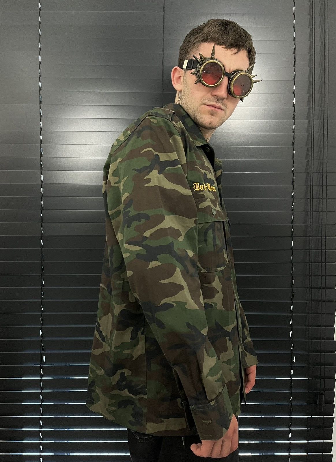 Vintage U.S.M.C. Shirt / SURVIVAL M-94 camouflage military jacket Size US XL / EU 56 / 4 - 3 Thumbnail
