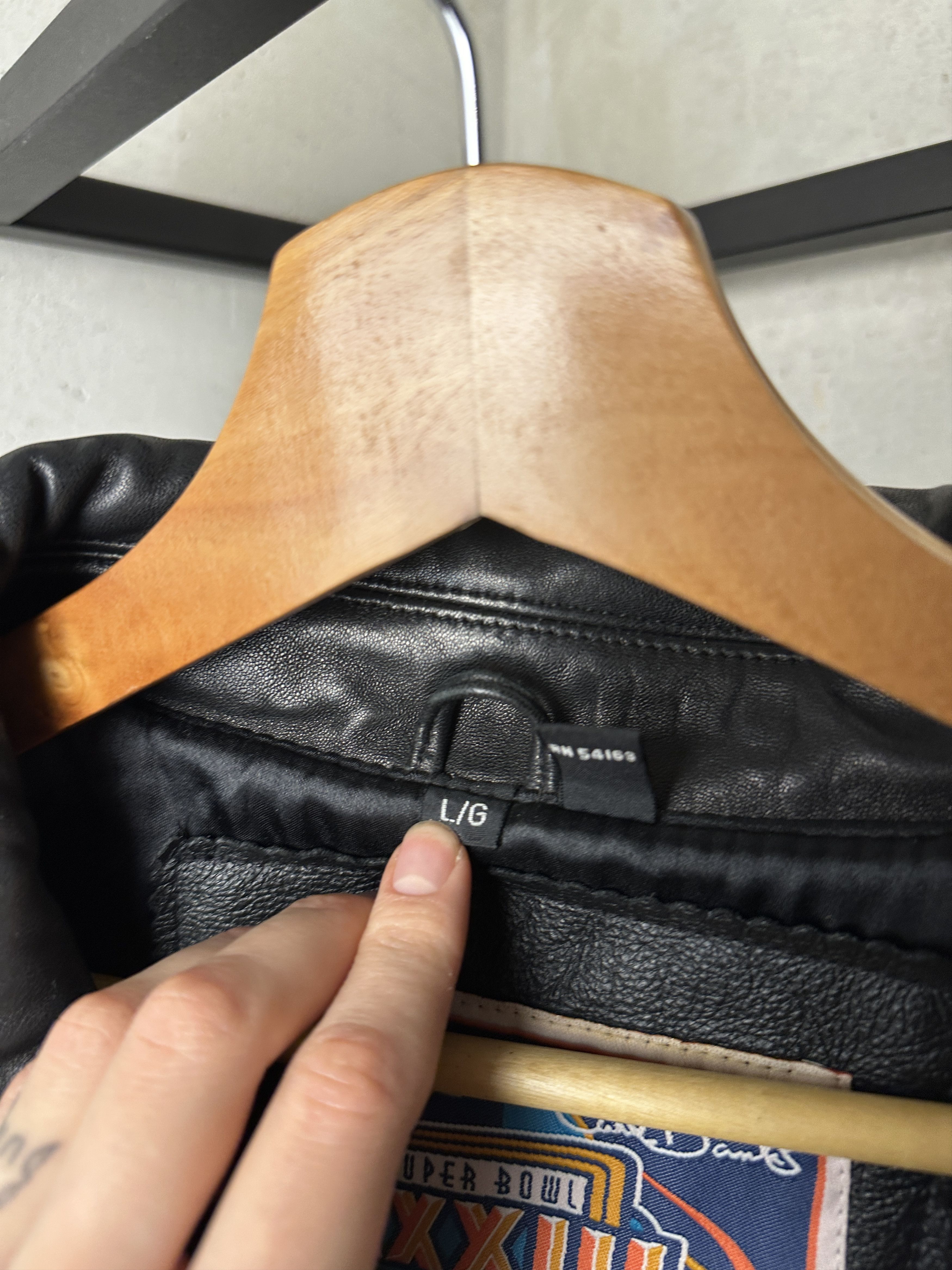 Genuine Leather 1999 Miami Super Bowl Genuine Leather Black Bomber Jacket Size US L / EU 52-54 / 3 - 9 Thumbnail