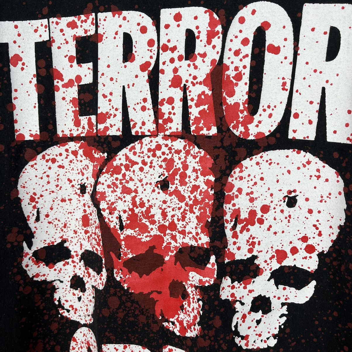Band Tees Vintage Terror Worldwide crew big logo band tee 00’s Size US L / EU 52-54 / 3 - 4 Thumbnail