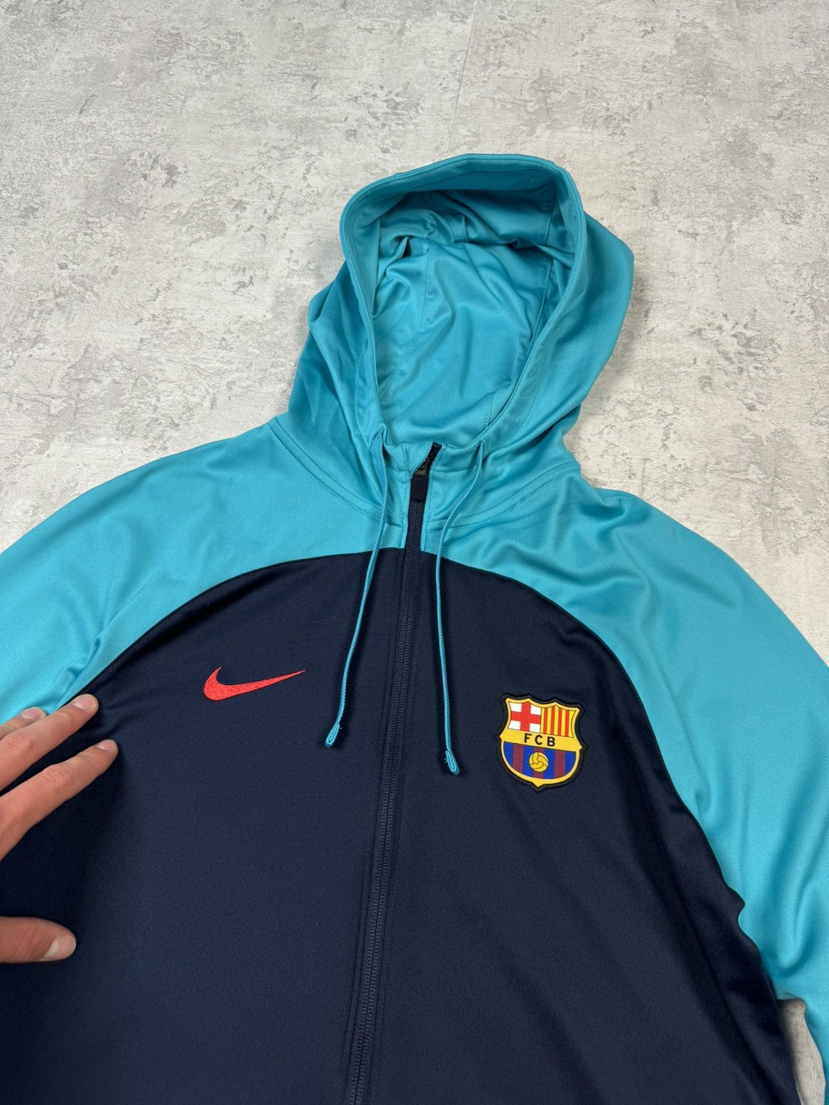 Nike Nike FC Barcelona 2022/23 Zip Hoodie Size M Size US M / EU 48-50 / 2 - 6 Thumbnail