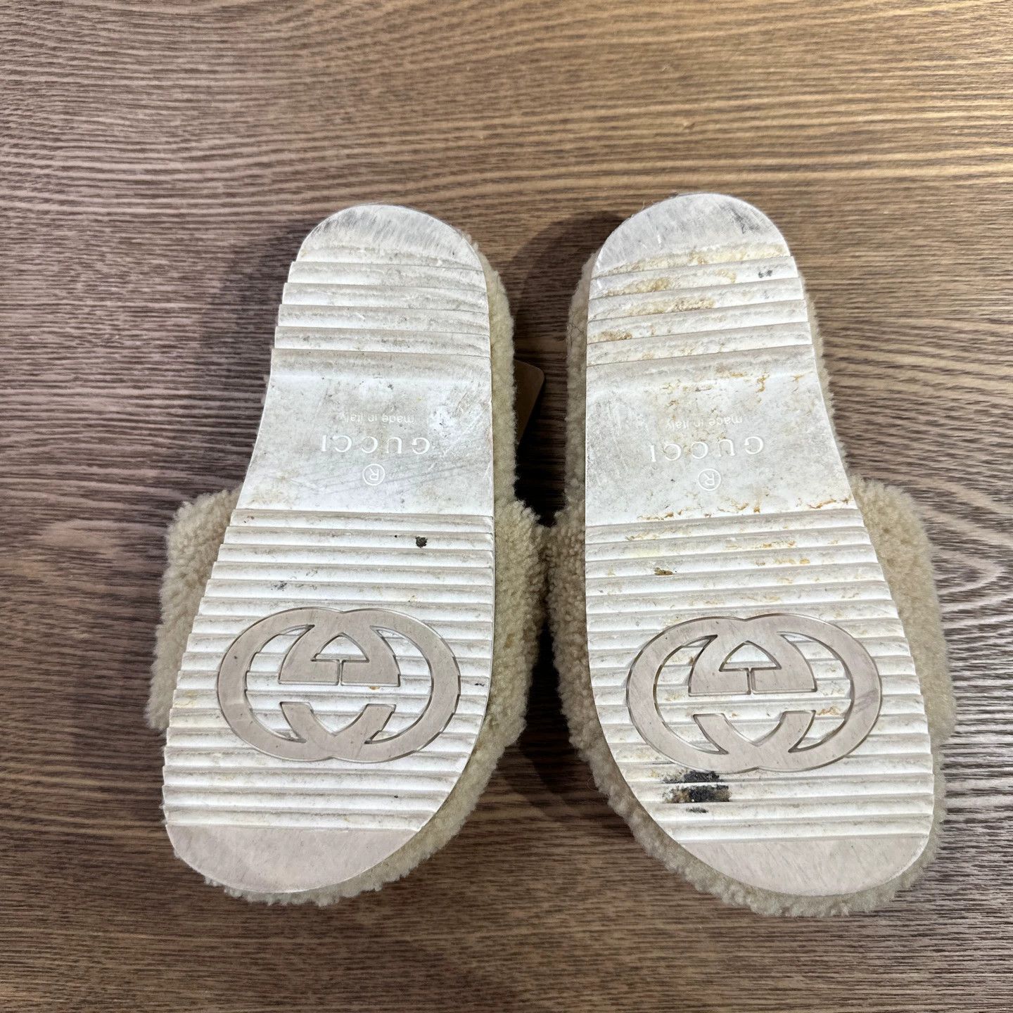 Gucci Gucci mar477 Interlocking G slides Women's 34 Size US 4 / IT 34 - 5 Thumbnail