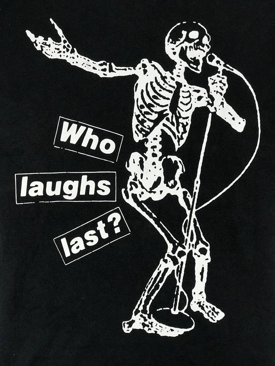 Band Tees Rage against the machine who’s laugh last Size US M / EU 48-50 / 2 - 4 Thumbnail