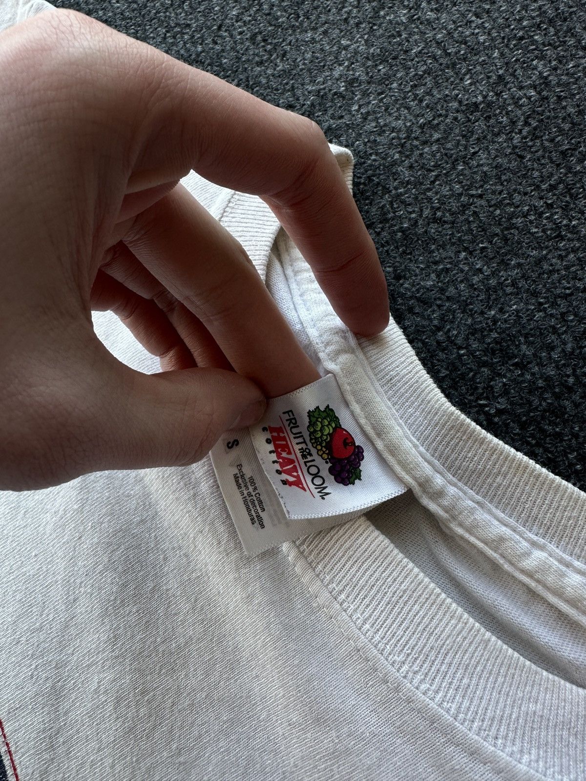 Vintage 🚨USA NEW YORK RARE WHITE DISTRESSED TEE BIG LOGO BOXY FIT Size US S / EU 44-46 / 1 - 8 Thumbnail