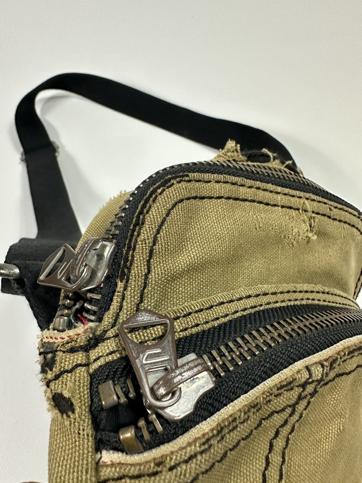 Diesel Vintage Diesel red Line Slevedge Distressed Crossbody Bag Size ONE SIZE - 8 Thumbnail