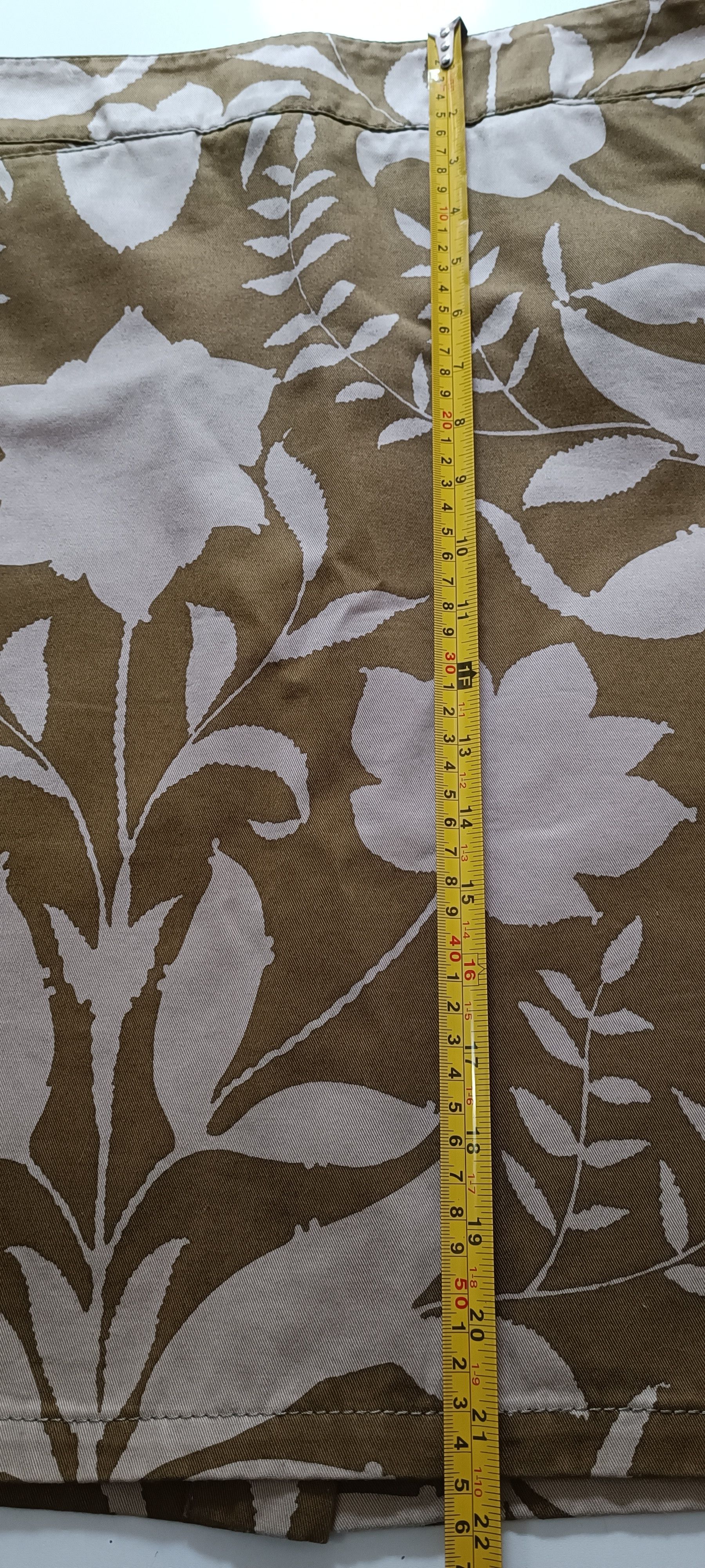 Prada SS2001 - Midi skirt with floral print, in gabardine fabric Size 32" / US 10 / IT 46 - 13 Thumbnail