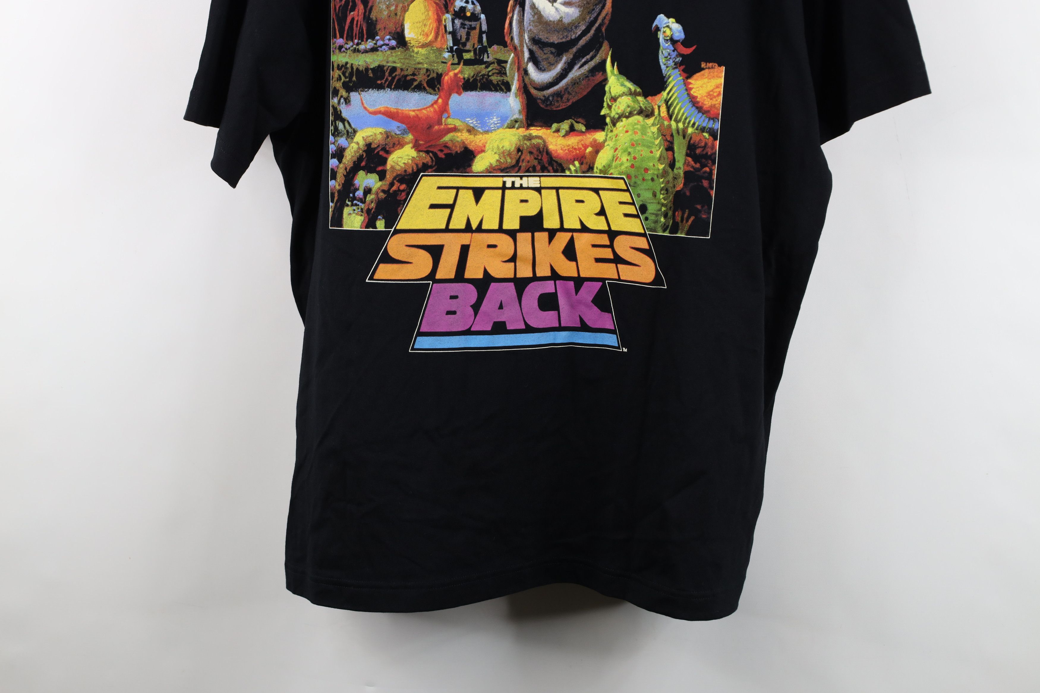 Uniqlo New Uniqlo x Star Wars The Empire Strikes Back T-Shirt Size US XL / EU 56 / 4 - 3 Thumbnail