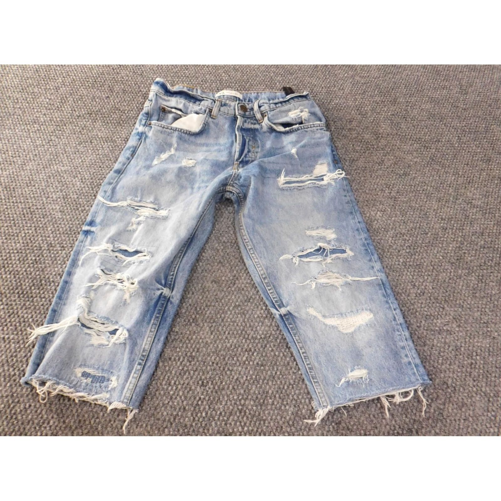 Zara Zara Denim Shorts Men 30 Blue Distressed Light Wash Casual Size US 30 / EU 46 - 2 Thumbnail