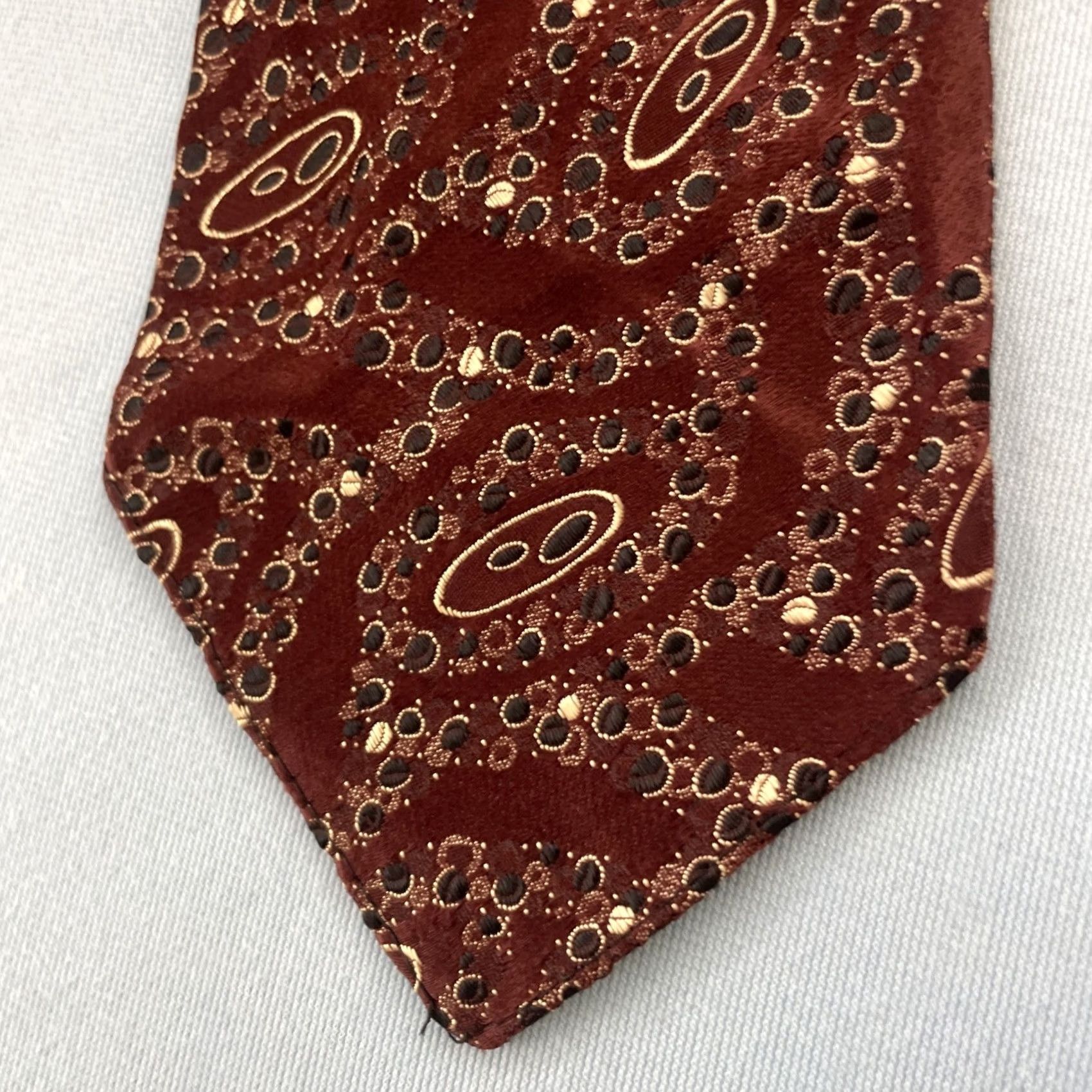 MCM VINTAGE Golden Shuttle Fabric McCurrach Tie Woven Foulard Red White Dots 4x56 Silk Neckwear Tie Men MCM Vintage Rockabilly Capsule 1940s Size ONE SIZE - 4 Thumbnail