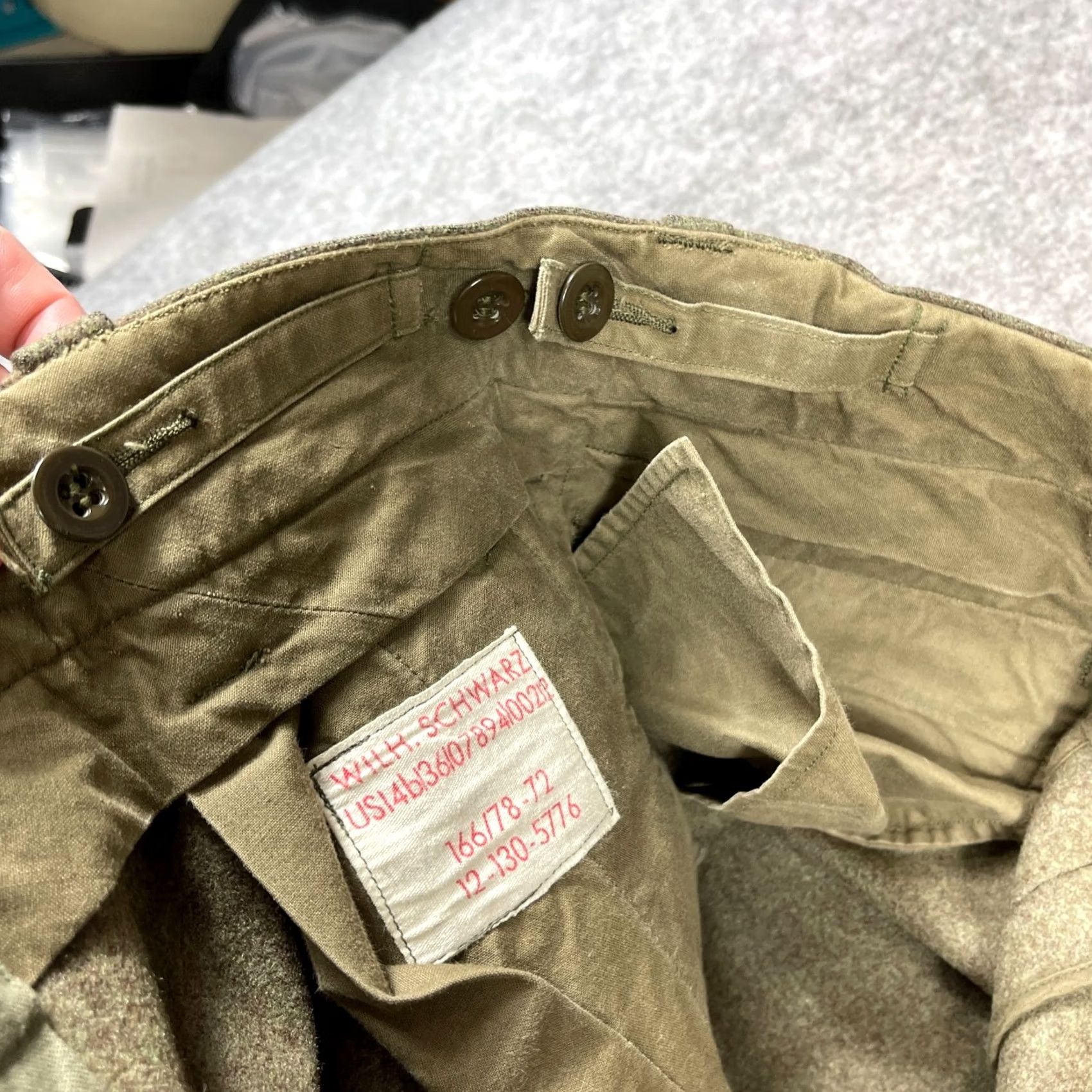 Vintage VINTAGE Wilh Schwarz Wool Cargo Pants Mens 31x27 Green Brown Army Germany 70s Cargo Straight Wide Size US 31 - 7 Thumbnail