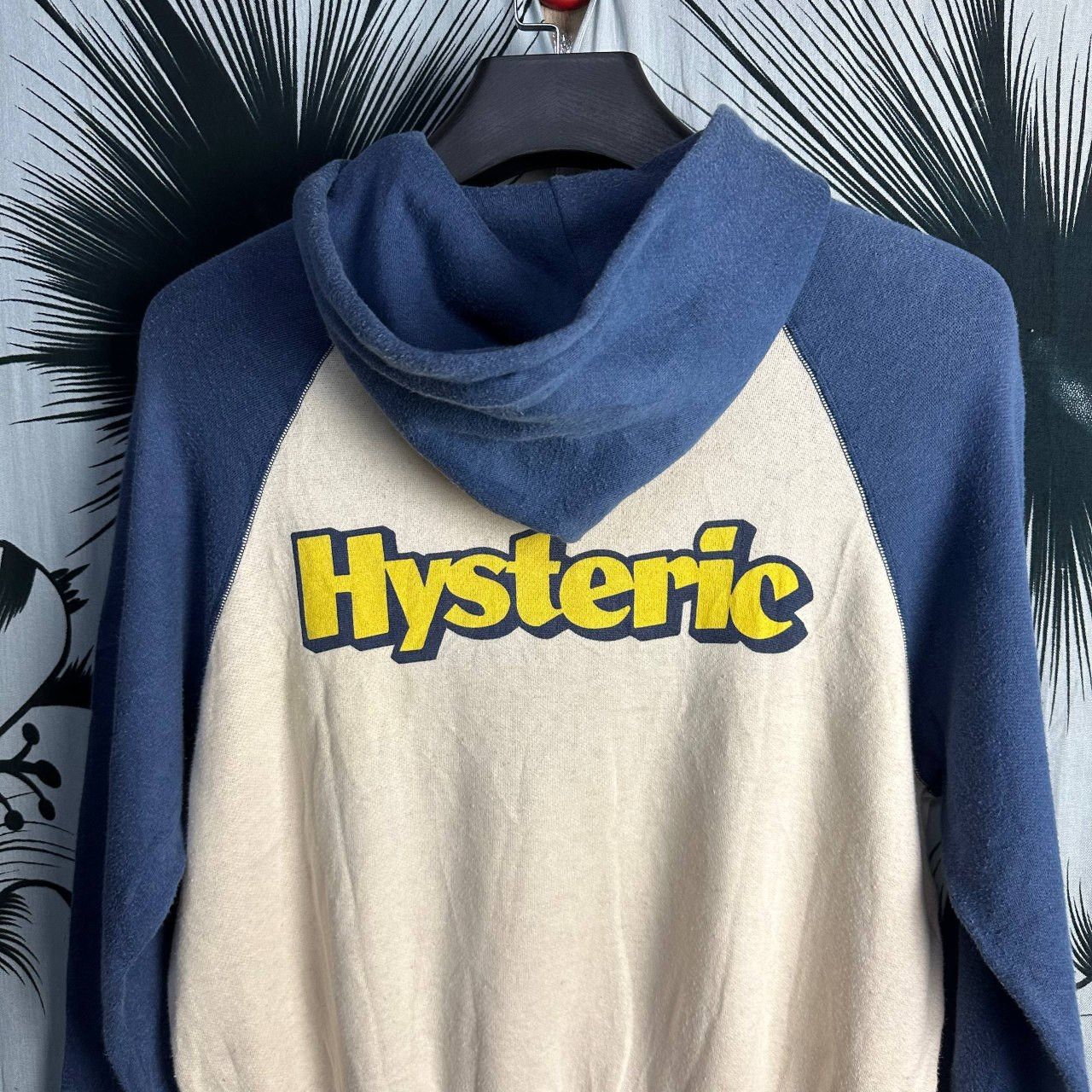 Hysteric Glamour Vintage Hysteric Glamour Devil Spellout Pullover Hoodie Size US M / EU 48-50 / 2 - 4 Thumbnail