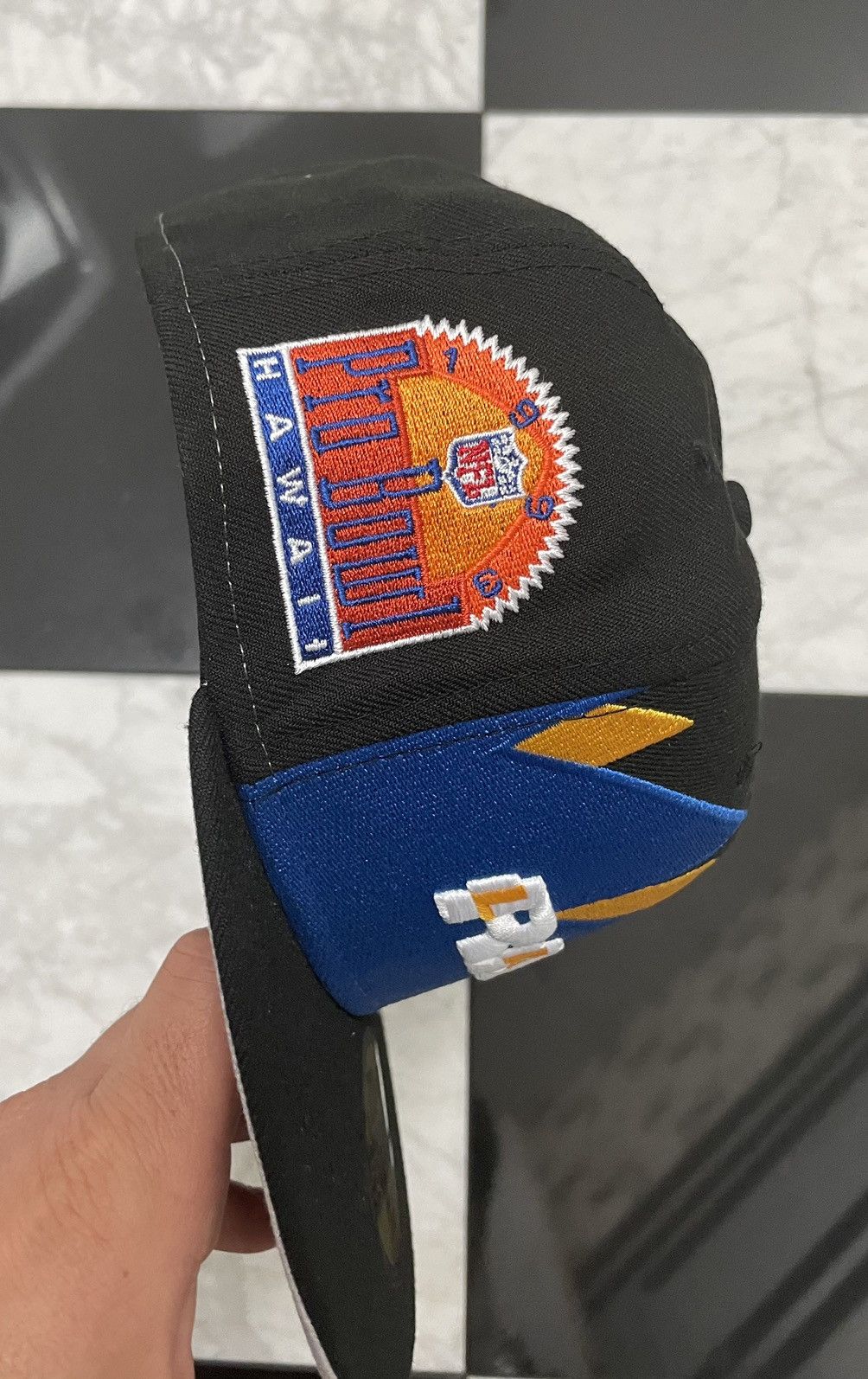 New Era 🔥Rams shark teeth fitted size 7 1/8 also have 7 1/4 Size ONE SIZE - 2 Thumbnail