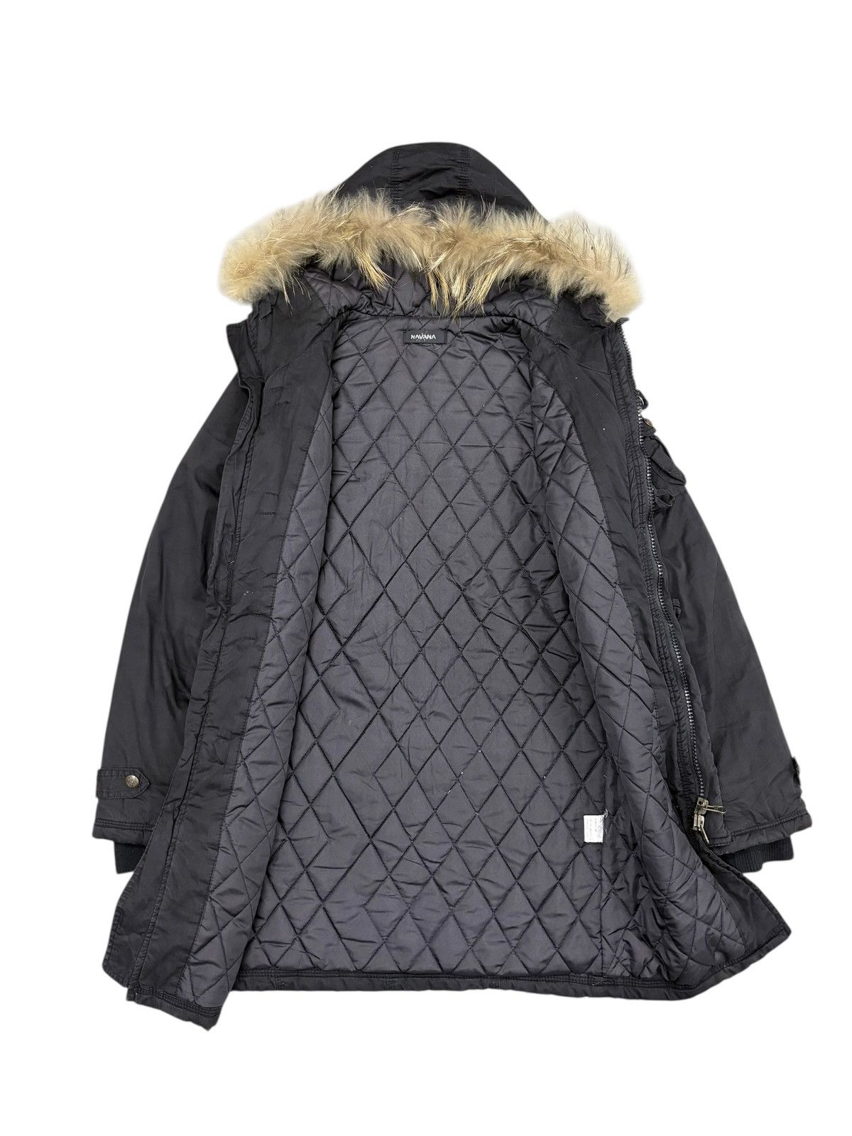 GOA Navana if six was nine LGB quilted fur hoodie vkei jacket Size US M / EU 48-50 / 2 - 4 Thumbnail