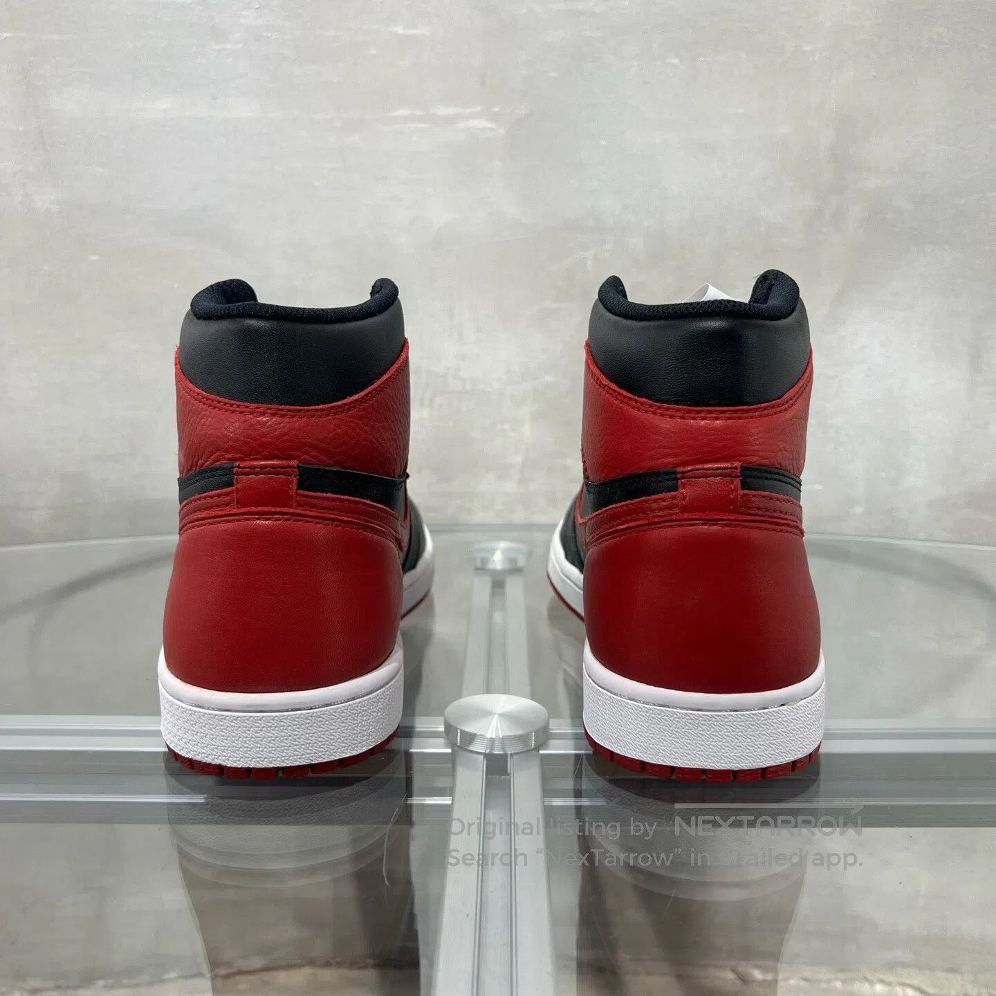 Nike Nike AJ1 Black and Red shoes Size US 9 / EU 42 - 6 Thumbnail