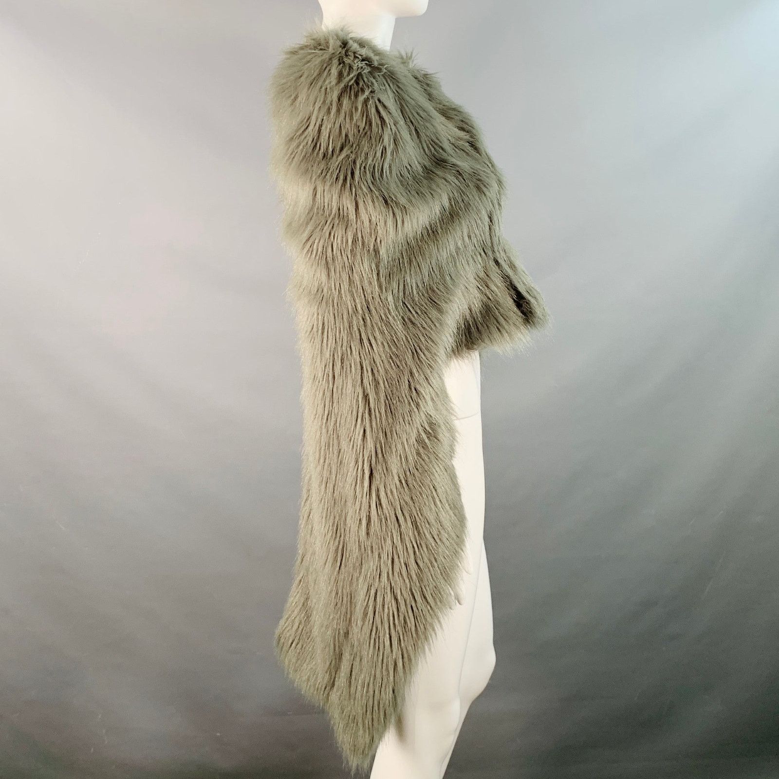 Y-3 Grey Black Shaggy Faux Fur Double Breasted Cocoon Cape Vest Size M / US 6-8 / IT 42-44 - 3 Thumbnail