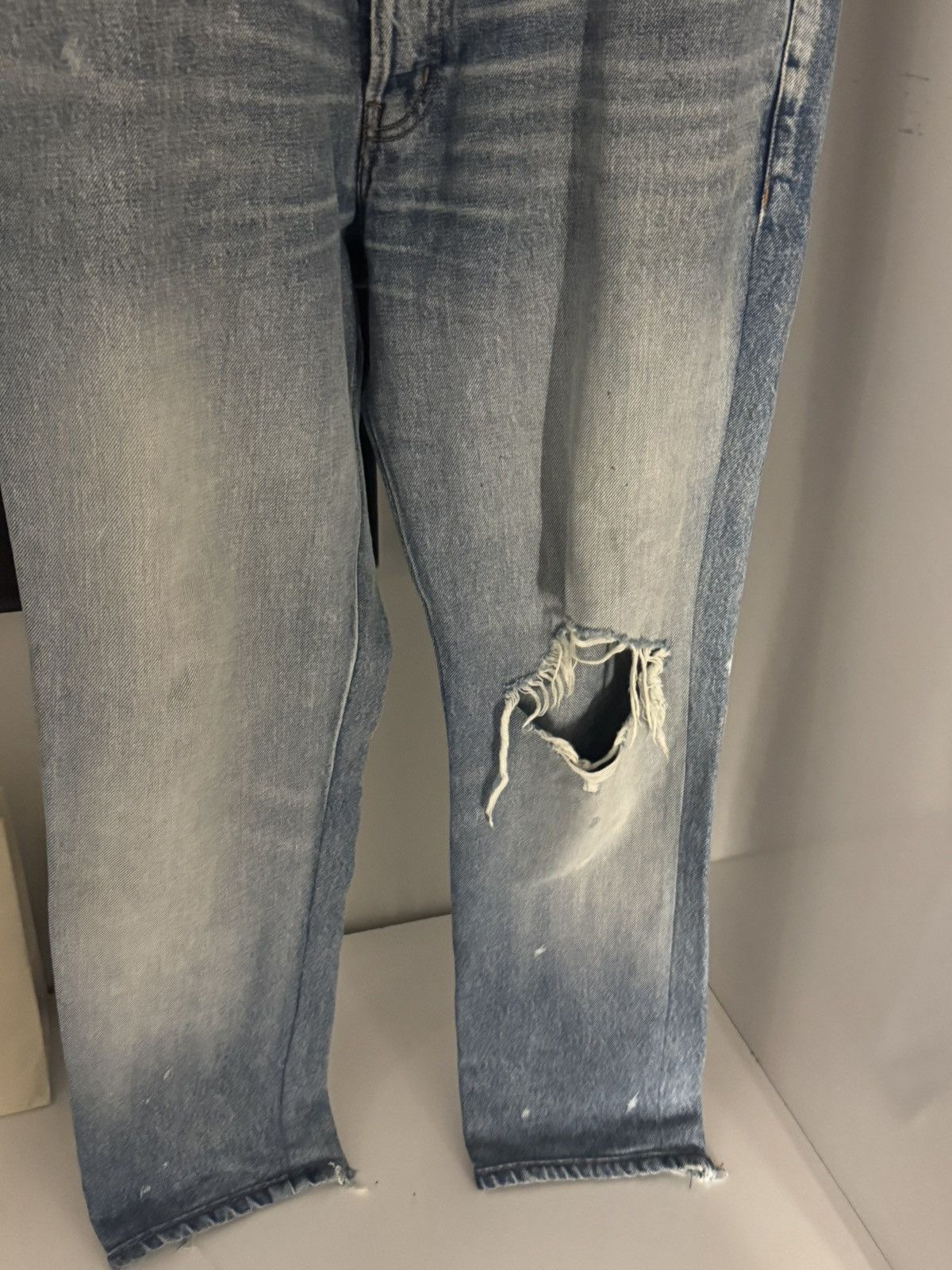 Balenciaga ✅Balenciaga Distressed blue jeans 32 Size US 32 / EU 48 - 2 Thumbnail