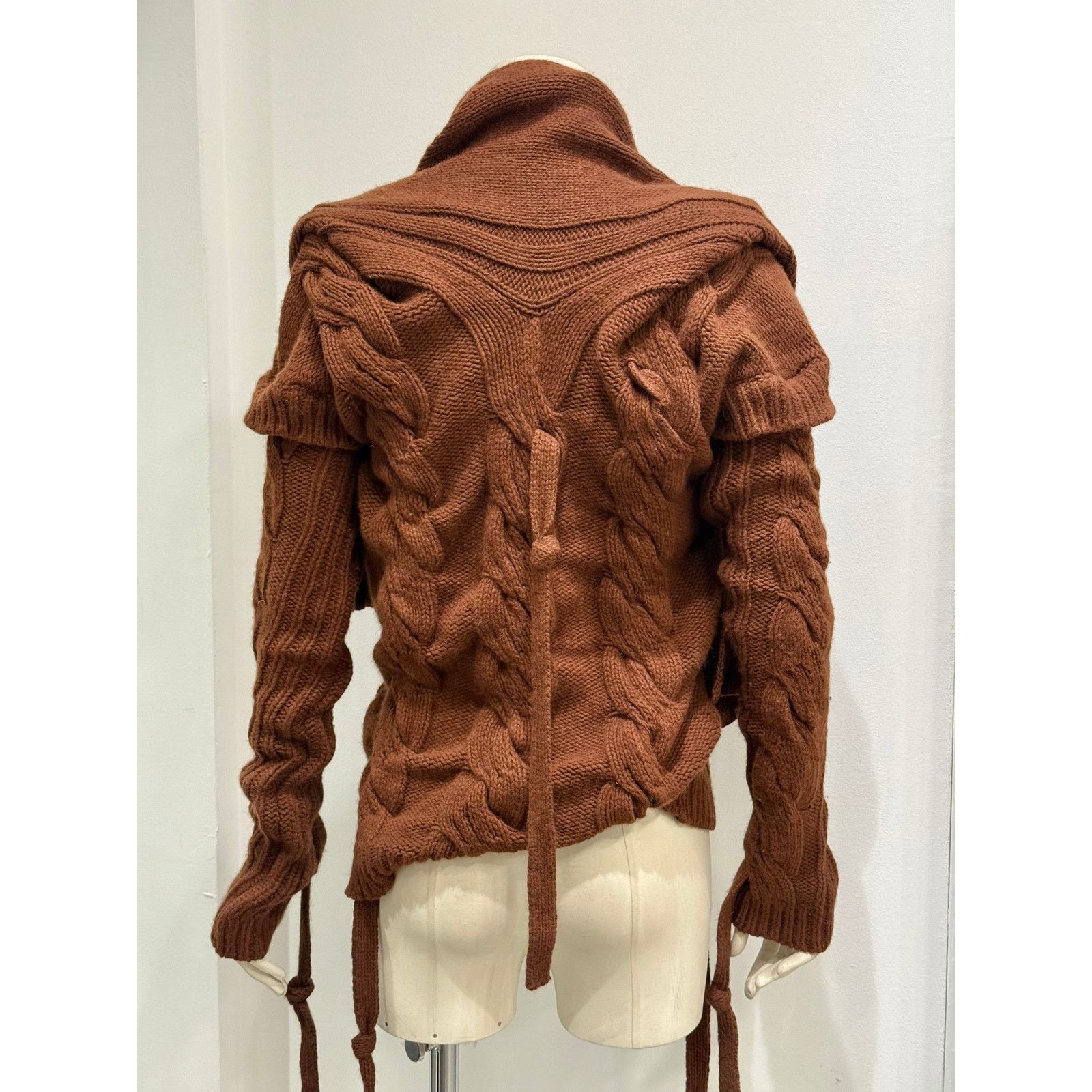 Vivienne Westwood A/W2004 V. Westwood deconstructed cable knit straps sweater Size M / US 6-8 / IT 42-44 - 5 Thumbnail