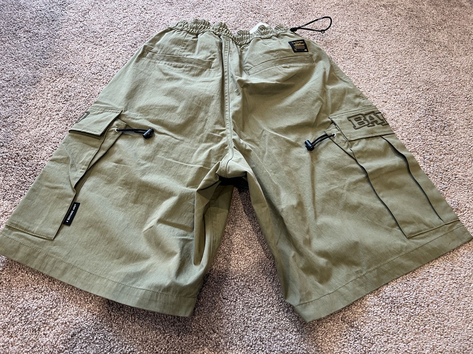 Bape Wide Cargo Shorts Size US 30 / EU 46 - 2 Thumbnail