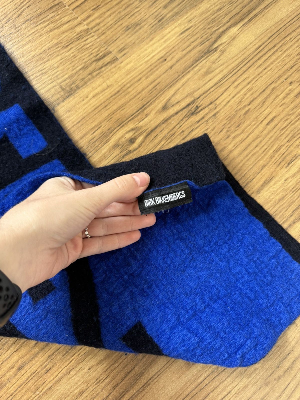Dirk Bikkembergs VINTAGE DIRK BIKKEMBERGS WOOL DOUBLE-SIDED SCARF Size ONE SIZE - 3 Thumbnail