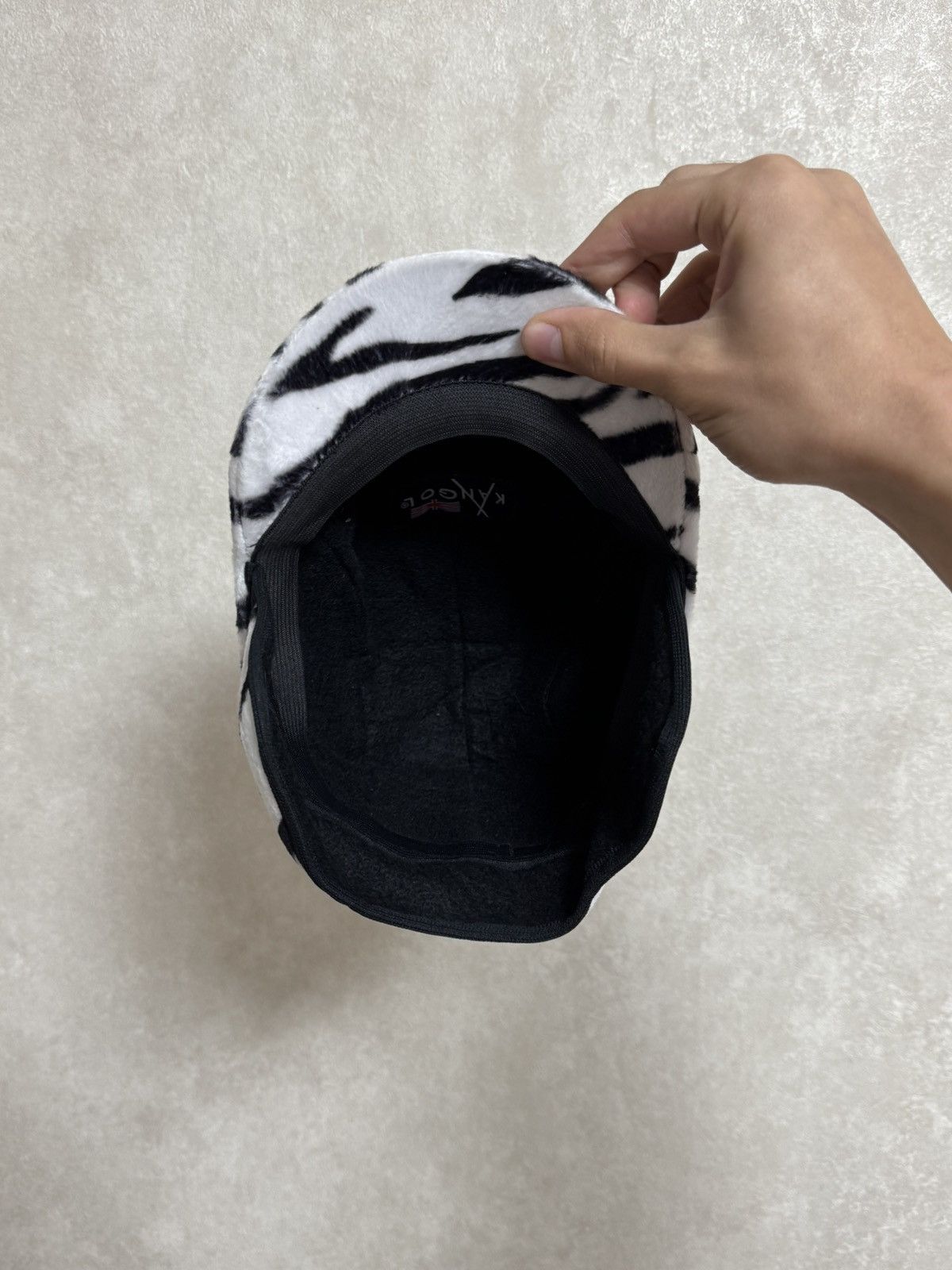 Kangol Vintage Kangol zebra black / white hat flat cap Size ONE SIZE - 8 Thumbnail