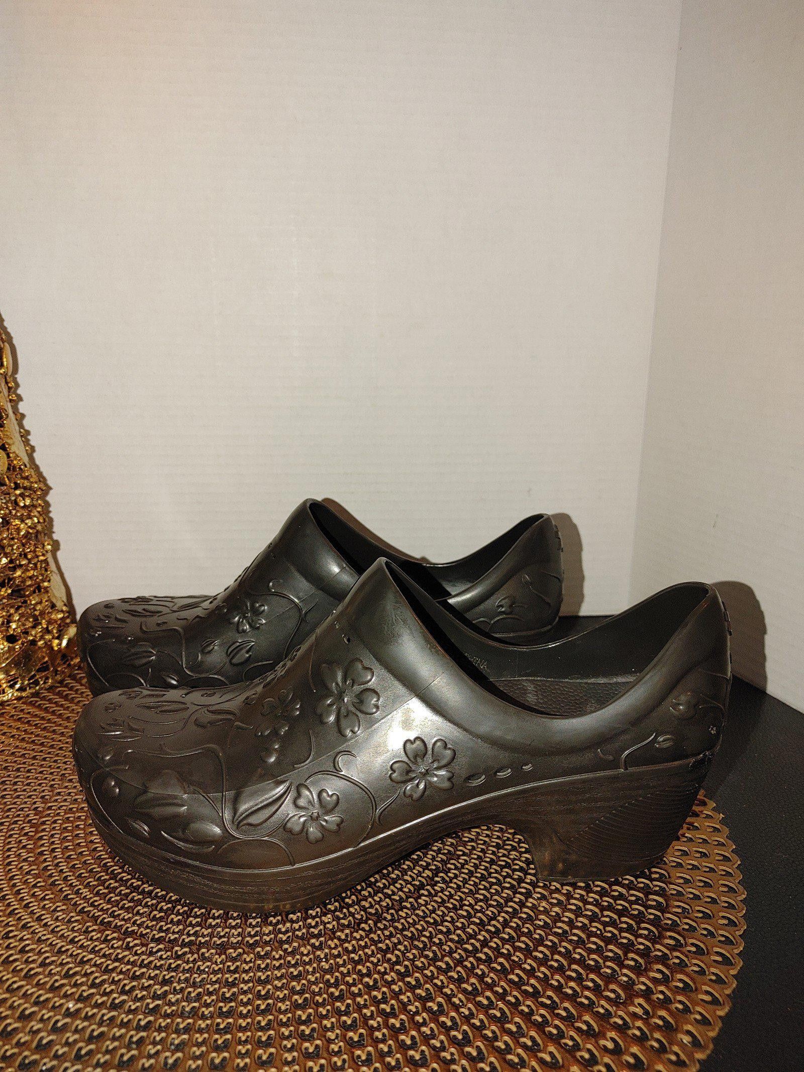 Designer Dansko Pixie Molded EVA Clogs Size 39 Size US 8.5 / IT 38.5 - 1 Thumbnail