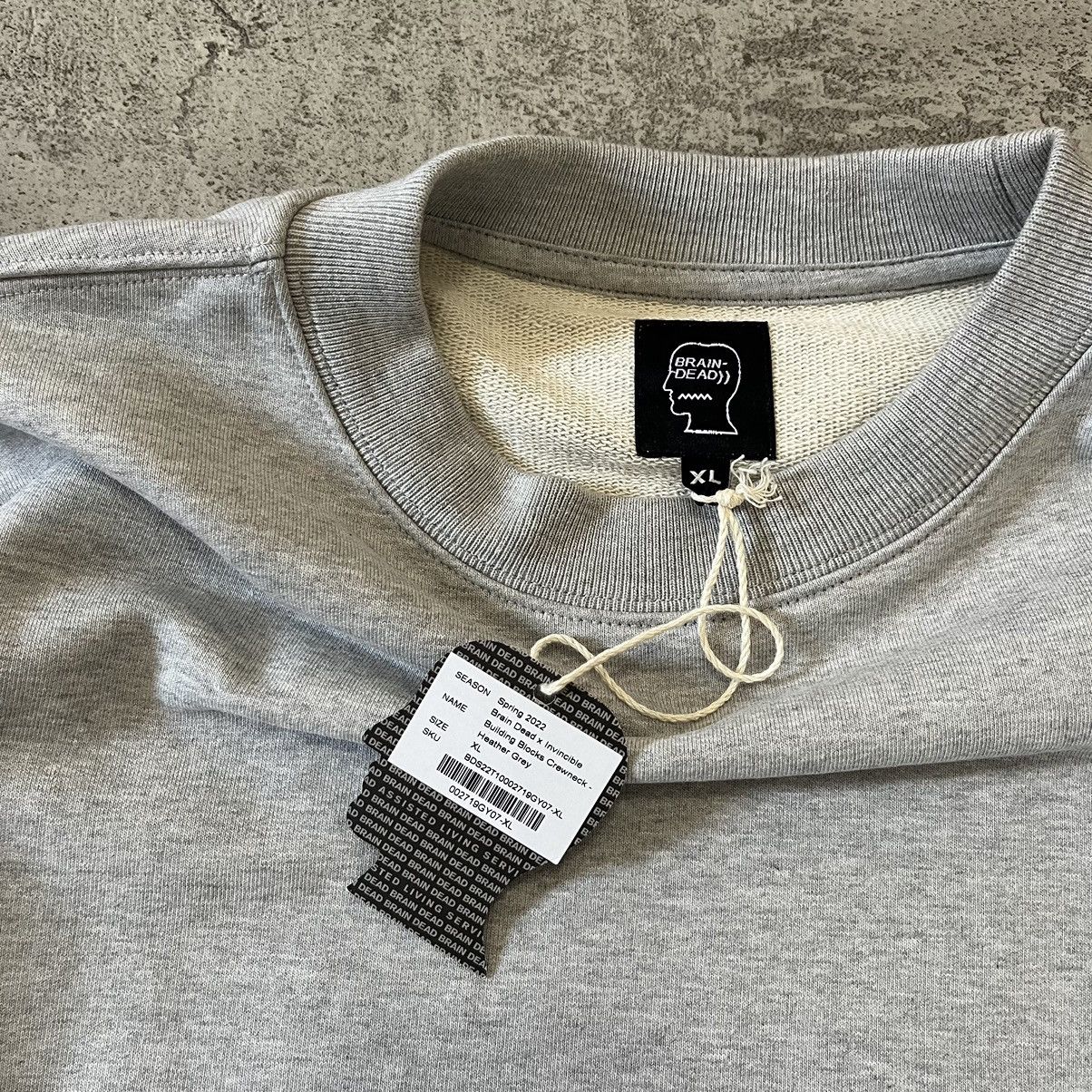 Brain Dead Brain Dead x Invincible Building Block Crewneck - Grey Size US XL / EU 56 / 4 - 10 Thumbnail