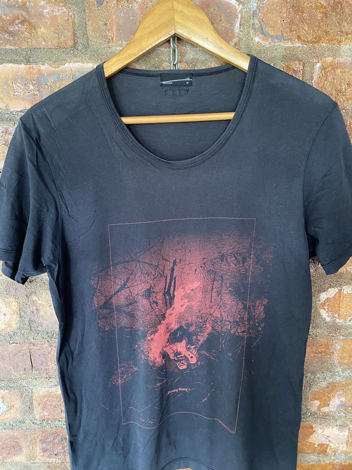 Lad Musician 2000s Lad Musician Burn guitar By Coley brown Size US M / EU 48-50 / 2 - 3 Thumbnail