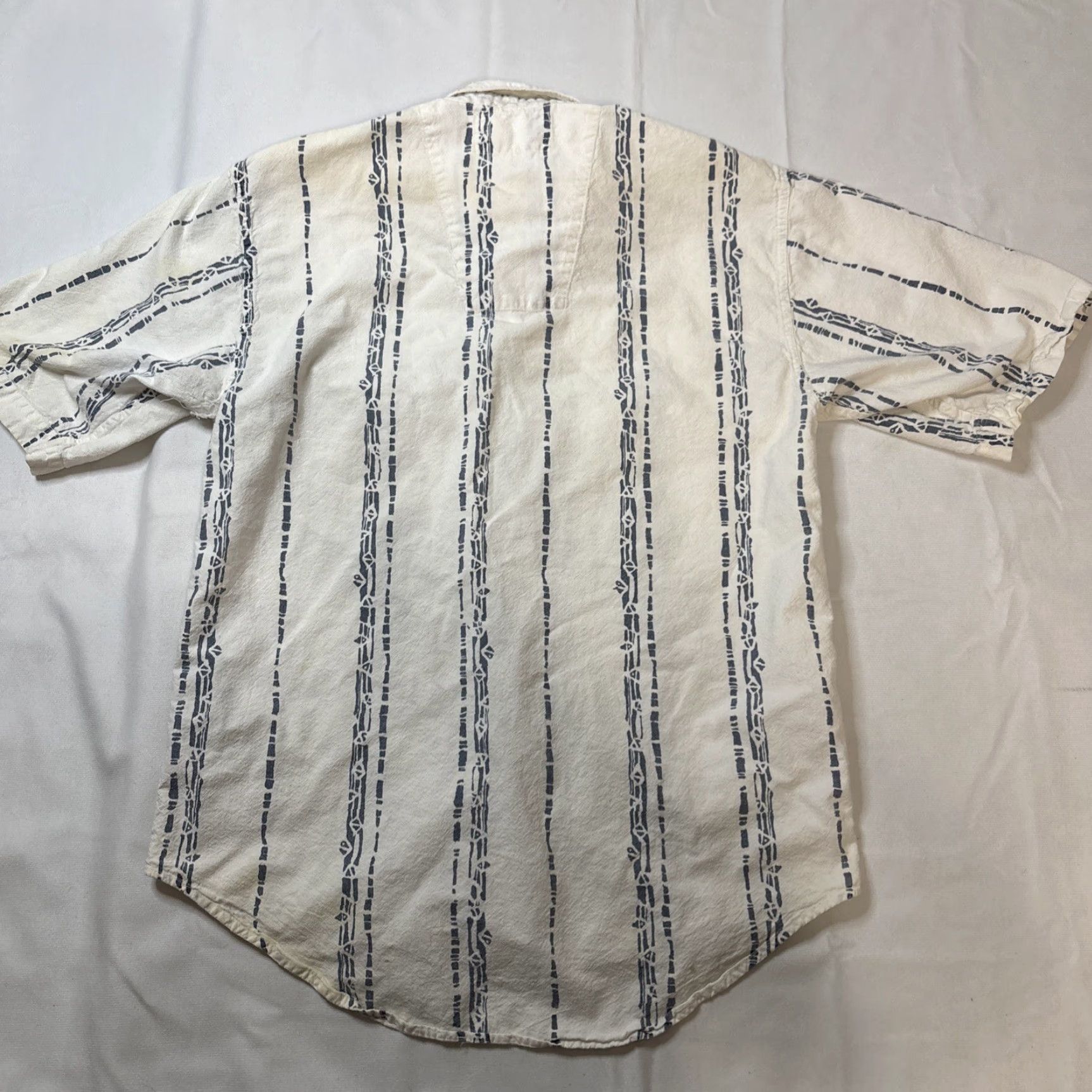 Vintage VINTAGE Men’s White 70s Button-Up Short Sleeve Shirt S Cotton Shirt Mens Far Size US S / EU 44-46 / 1 - 6 Thumbnail