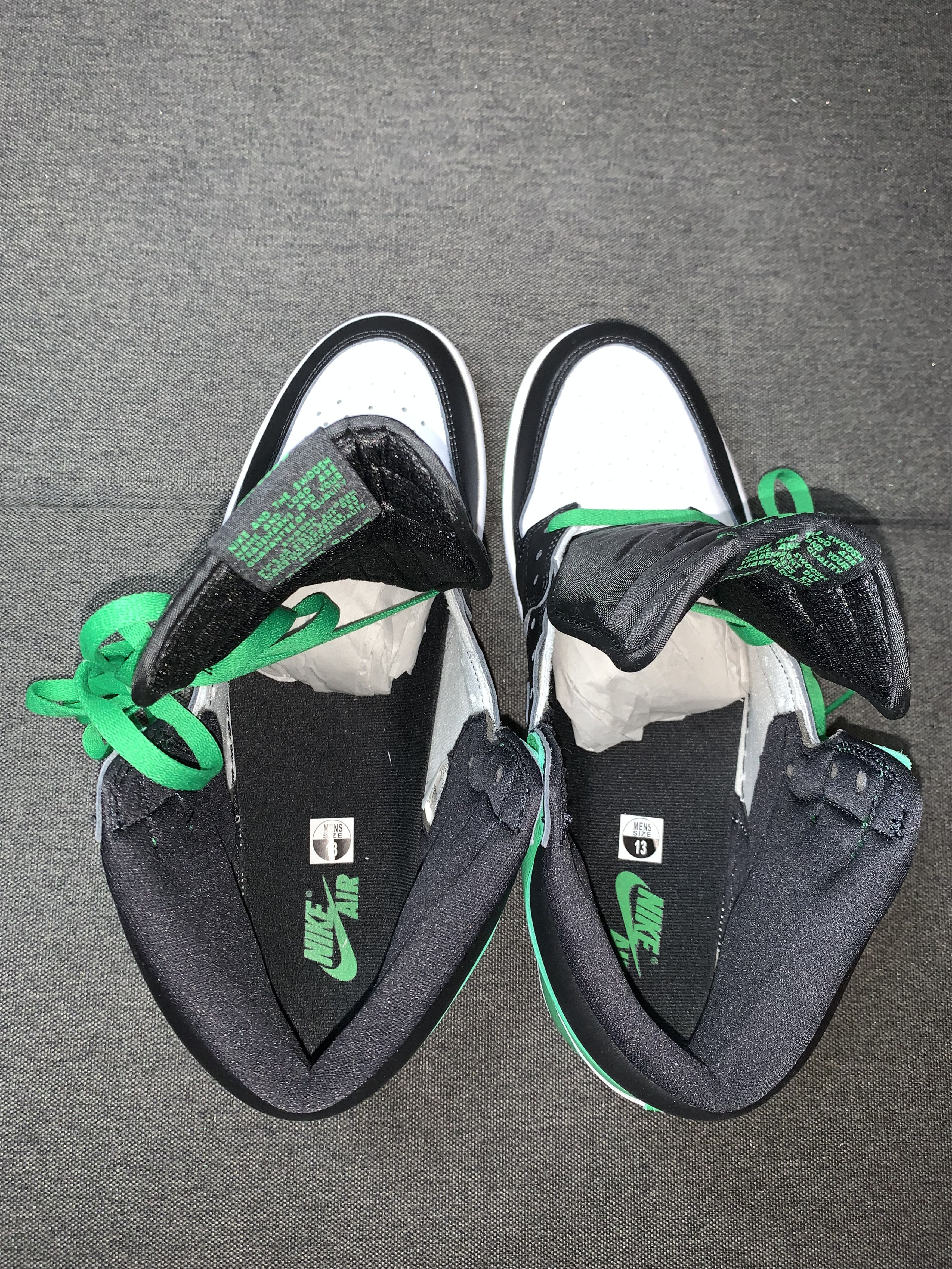 Jordan Brand Nike Air Jordan 1 Retro High OG Lucky Green DZ5485-031 Size US 13 / EU 46 - 12 Thumbnail
