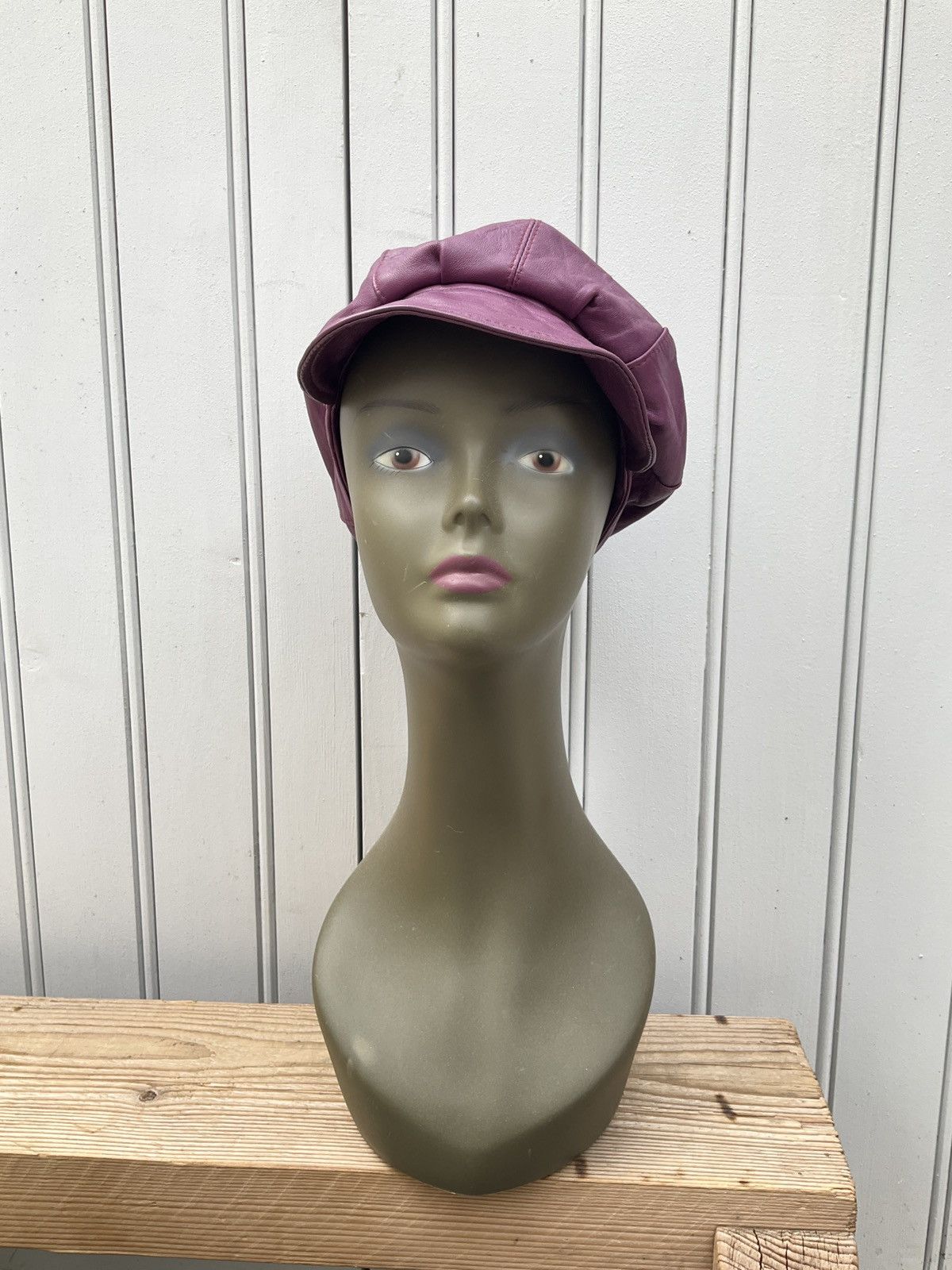 Vintage Vintage 90's purple leather cap Size ONE SIZE - 1 Thumbnail