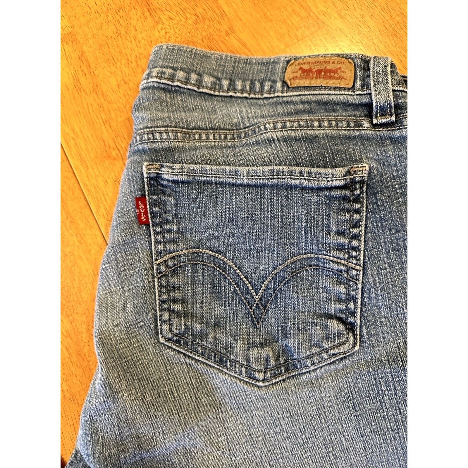 Levi's Levis Genuinely Crafted Jeans Size 17M Blue Womens Size 38" / US 16 / IT 52 - 2 Thumbnail