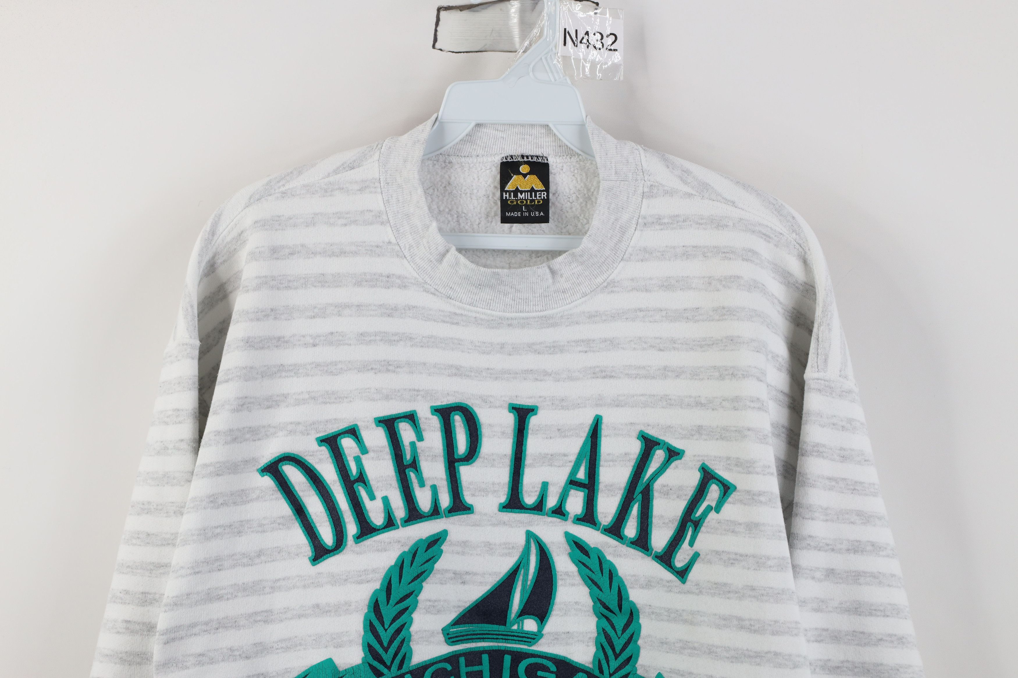 Vintage Vintage 90s Streetwear Deep Lake Michigan Sweatshirt USA Size L / US 10 / IT 46 - 2 Thumbnail