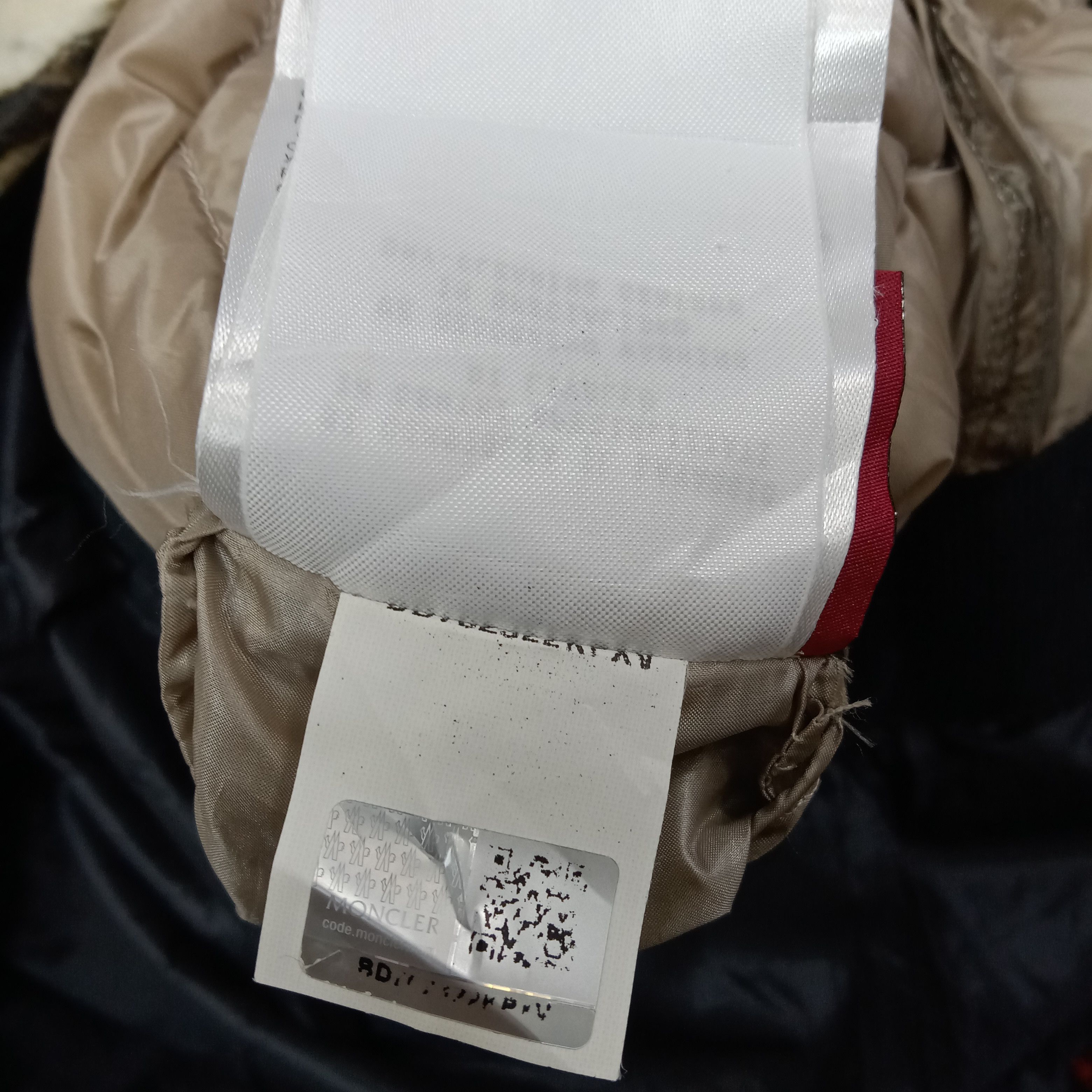 Moncler Moncler Italian Brand Puffer Jacket C247N26 Size S / US 4 / IT 40 - 17 Thumbnail