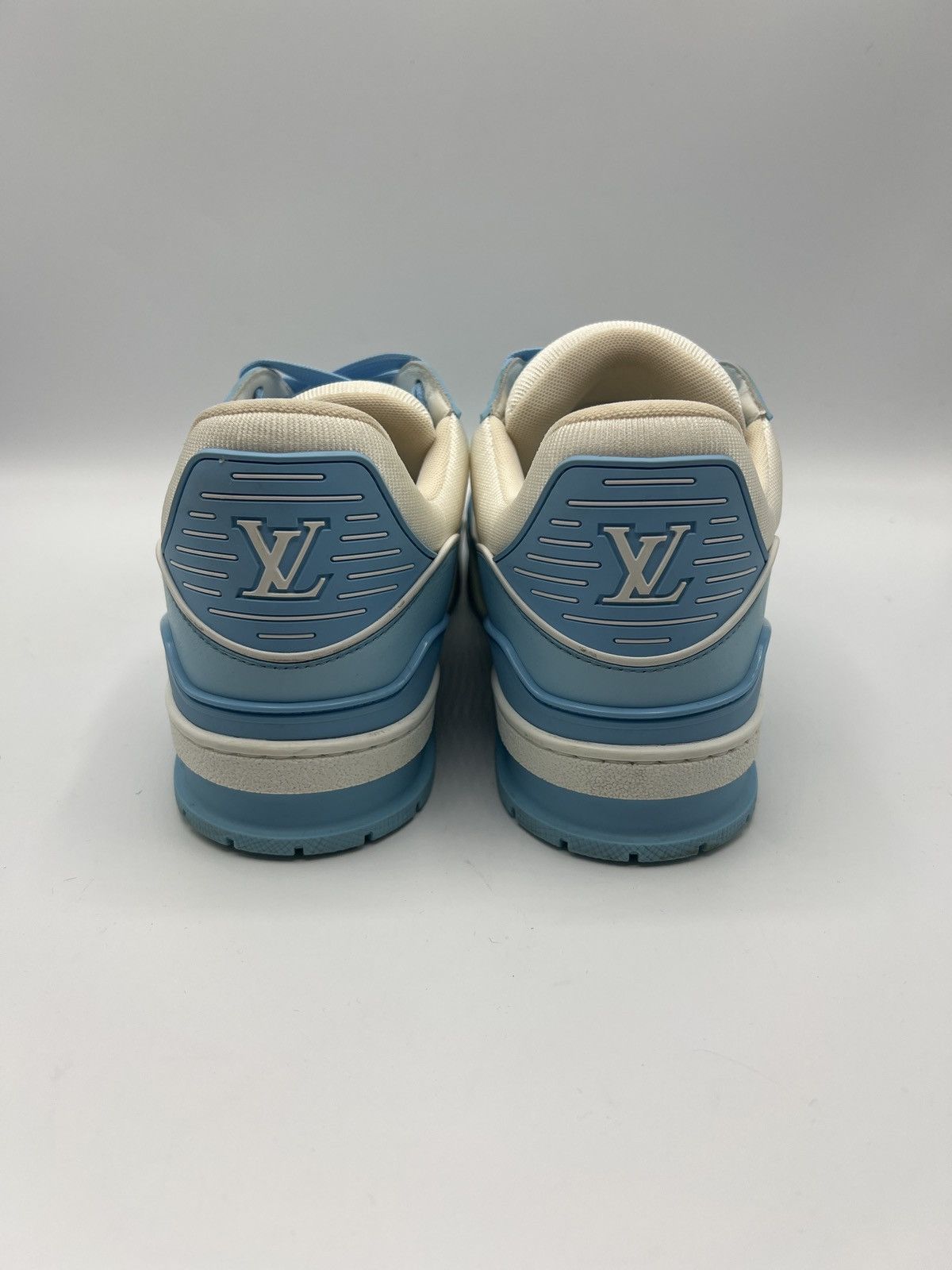 Louis Vuitton Louis Vuitton Sky Blue Trainers LV8 (PreOwned) (No Box) Size US 7.5 / EU 40-41 - 6 Thumbnail