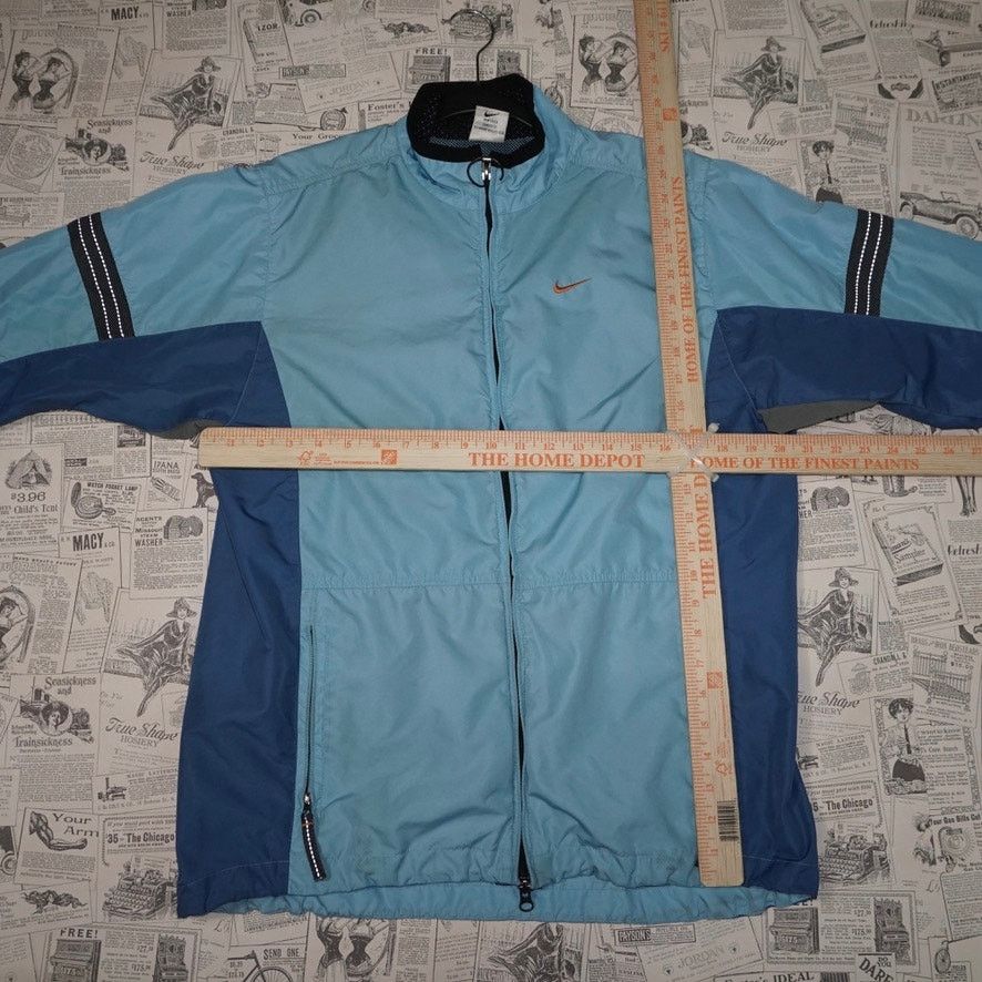Nike Vintage Y2K Nike essential embroider 1990s light windbreaker Size US M / EU 48-50 / 2 - 4 Thumbnail