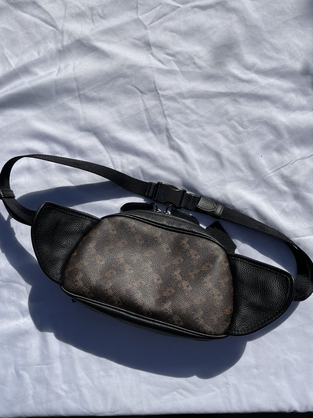 Coach Coach Hitch Belt Bag Size ONE SIZE - 2 Thumbnail