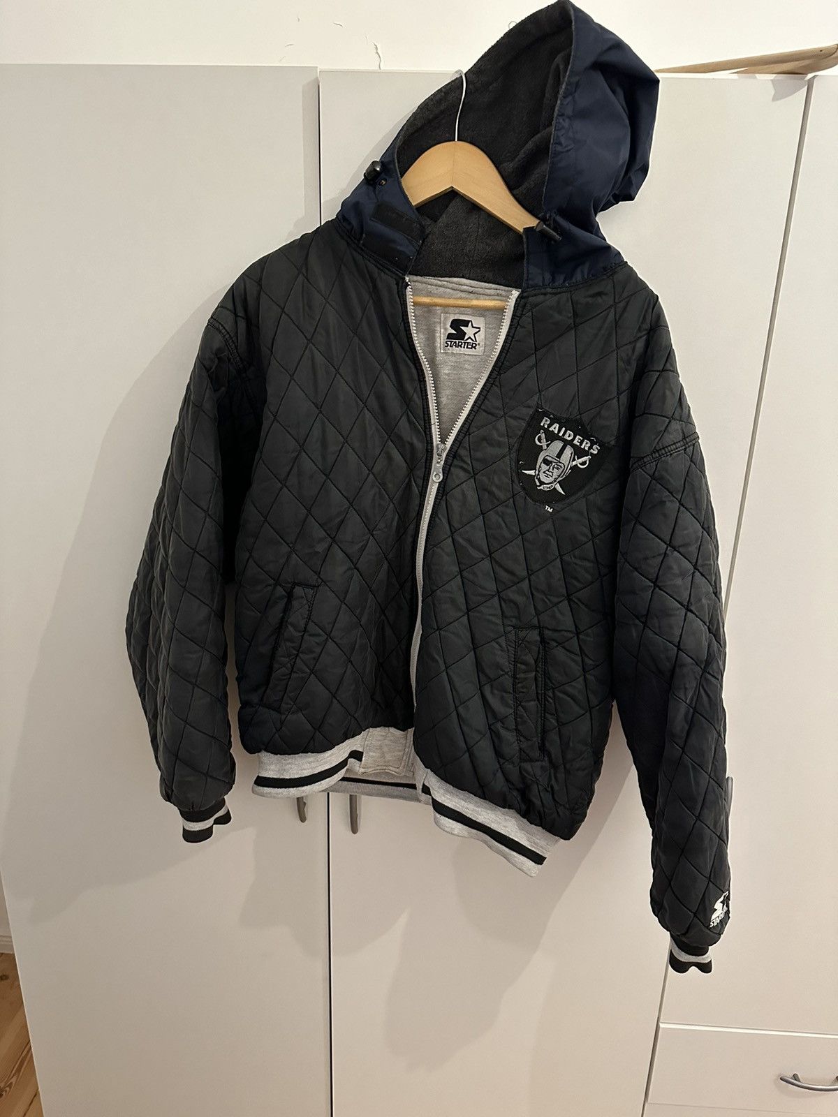 Starter Starter Jacke Los Angeles Raiders Size XL NFL Starter JACKET Size US XL / EU 56 / 4 - 3 Thumbnail