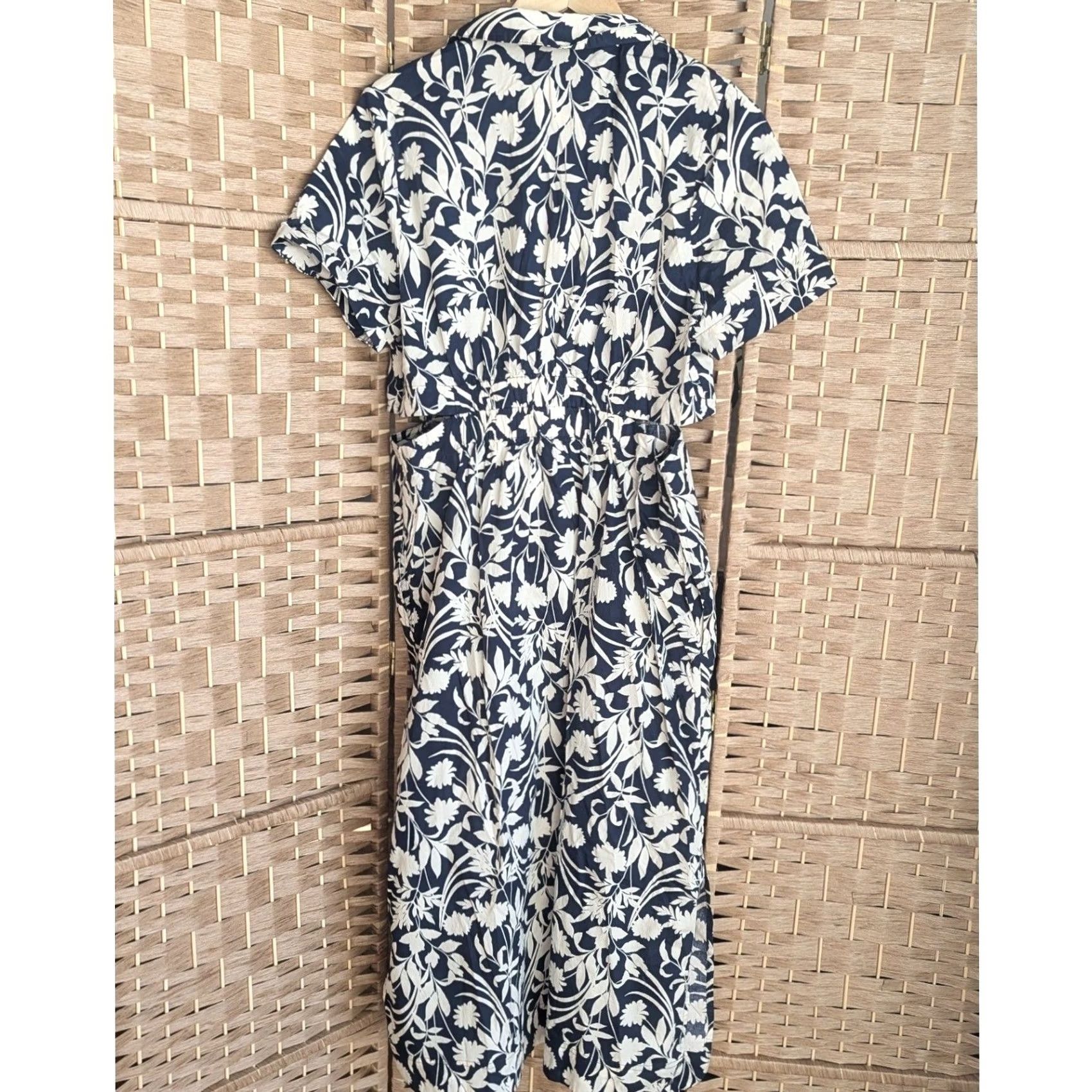 Old Navy Old Navy Shirt Dress Nautical Floral Midi Navy White Short Sleeve Cut Out Button Front, Blue, L Womens Size L / US 10 / IT 46 - 2 Thumbnail