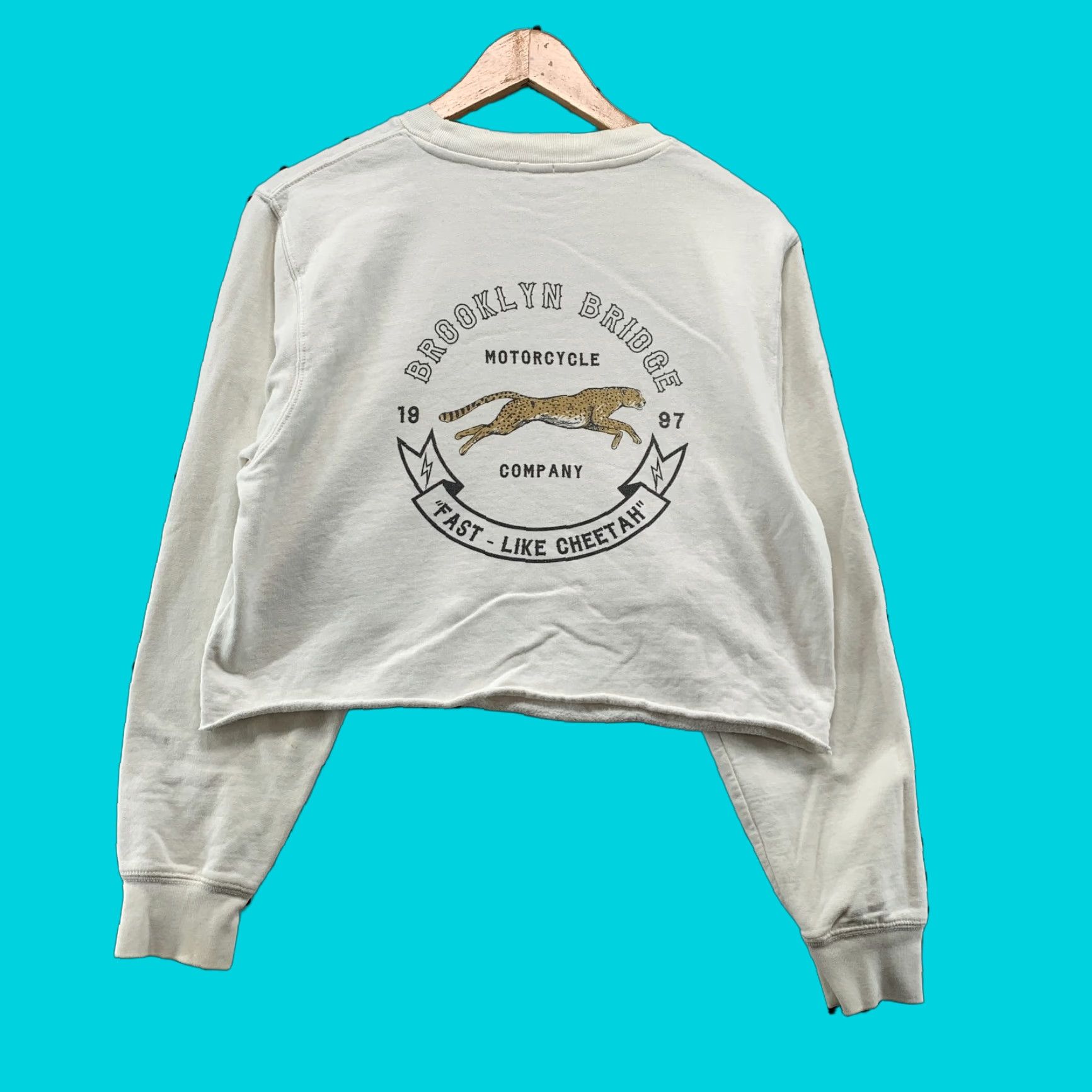 Vintage VINTAGE John Galt Brooklyn Bridge Motorcycle Crop Sweatshirt Womens One Size White Size ONE SIZE - 1 Thumbnail