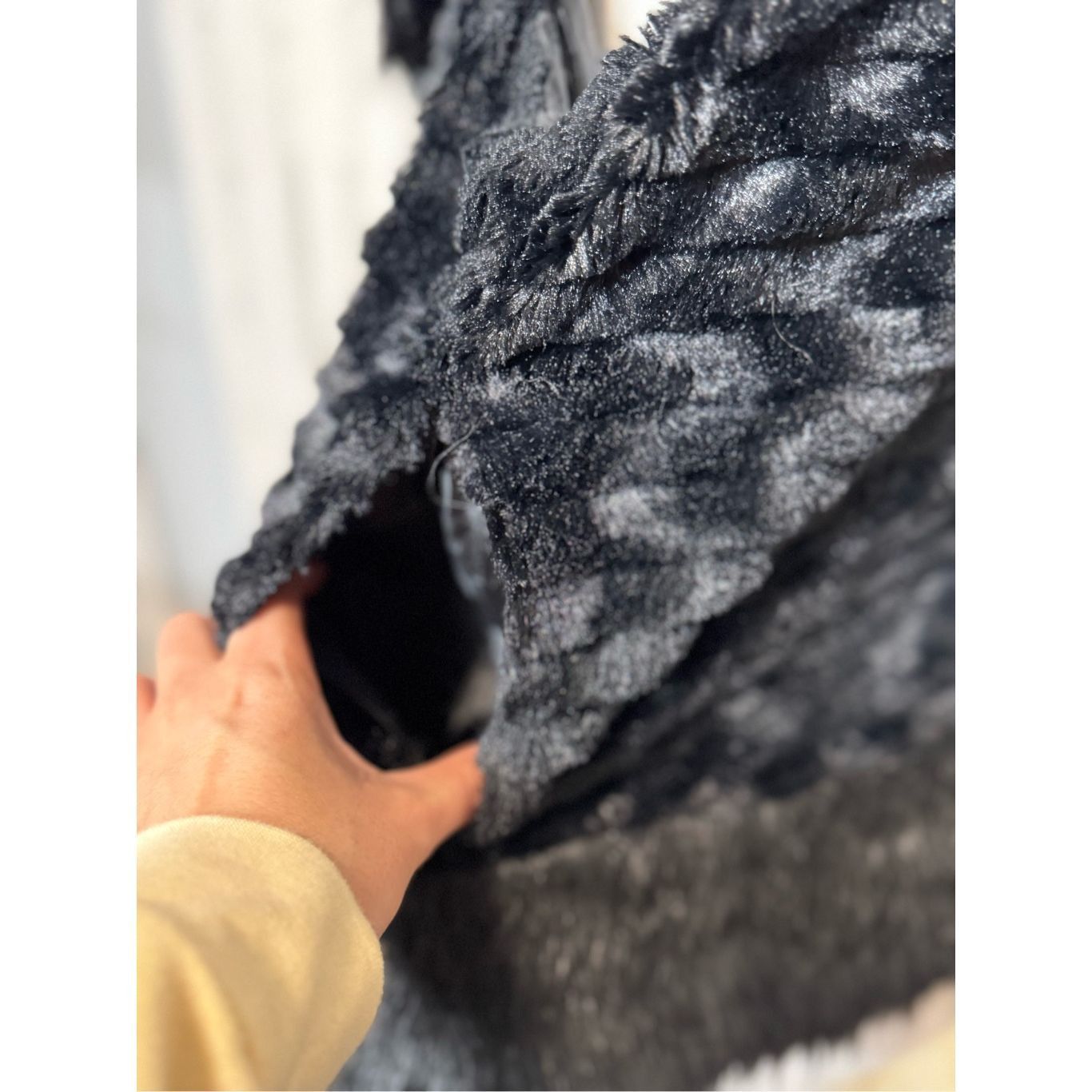 Other Black Faux Fur Vest Women’s Small – Soft Plush Texture, Warm Size S / US 4 / IT 40 - 6 Thumbnail
