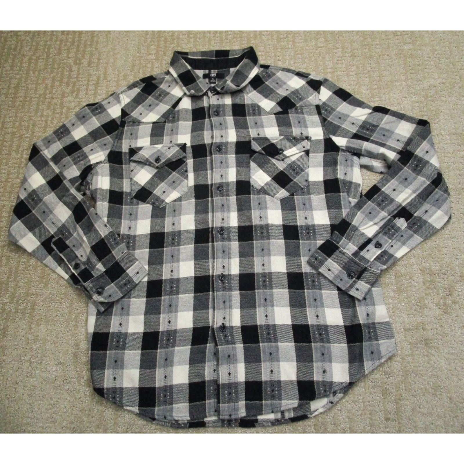 Frye Frye Shirt Men XL Black Plaid Flannel Long Sleeve Button-Up Casual Workwear Vintage: No Women? Size US XL / EU 56 / 4 - 2 Thumbnail
